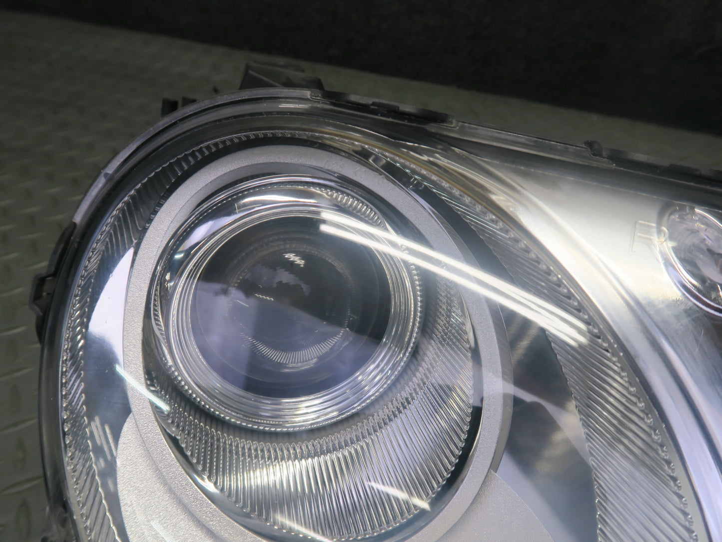 2006-2012 Bentley Continental Flying Spur Front Right Xenon HID Headlight Lamp