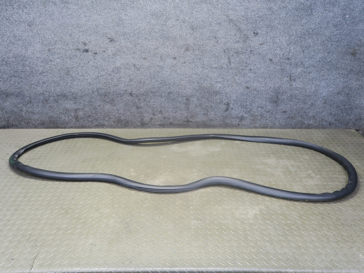 2010-2016 Porsche Panamera 970 Rear Trunk Weatherstrip Rubber Seal Gasket