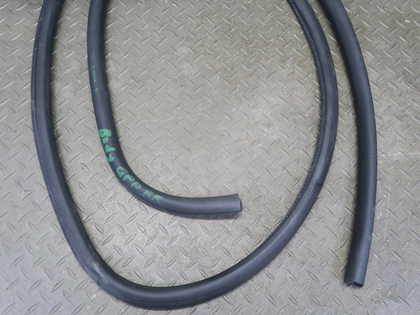 2010-2016 Porsche Panamera 970 Front & Rear Door Weatherstrip Seal Set of 4