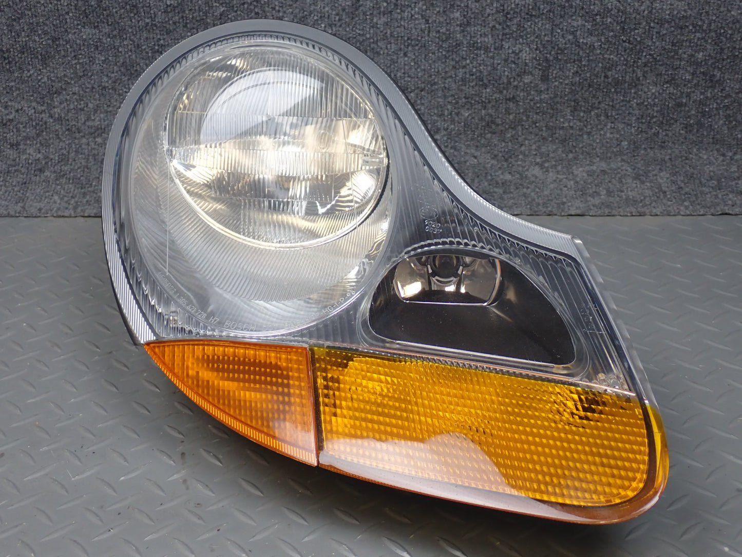 1999 Porsche Boxster 986 Front Right Halogen Headlight Lamp 98663103204