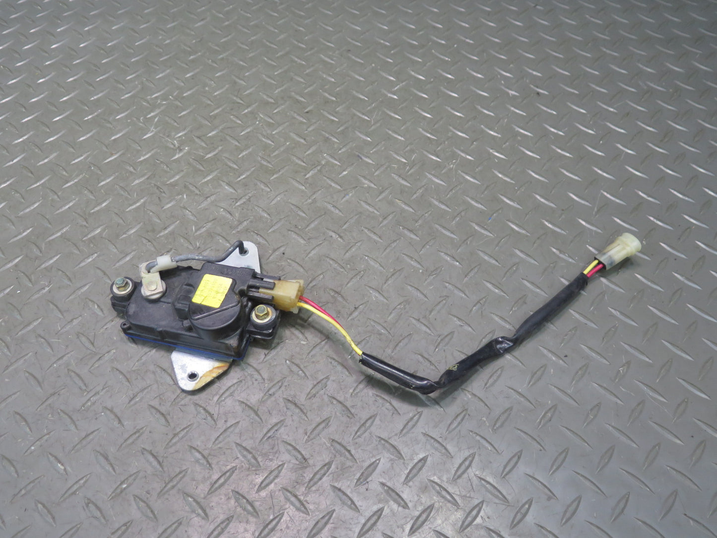 79-83 Datsun S130 280ZX Right Passenger Side Power Door Lock Actuator OEM