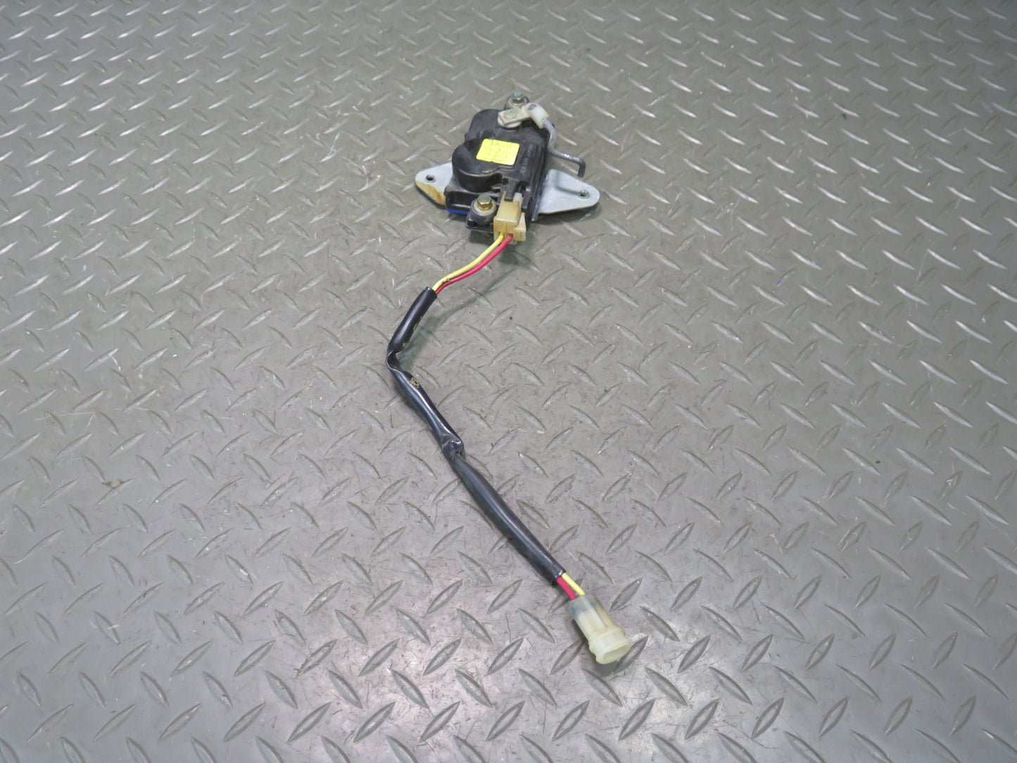 79-83 Datsun S130 280ZX Right Passenger Side Power Door Lock Actuator OEM