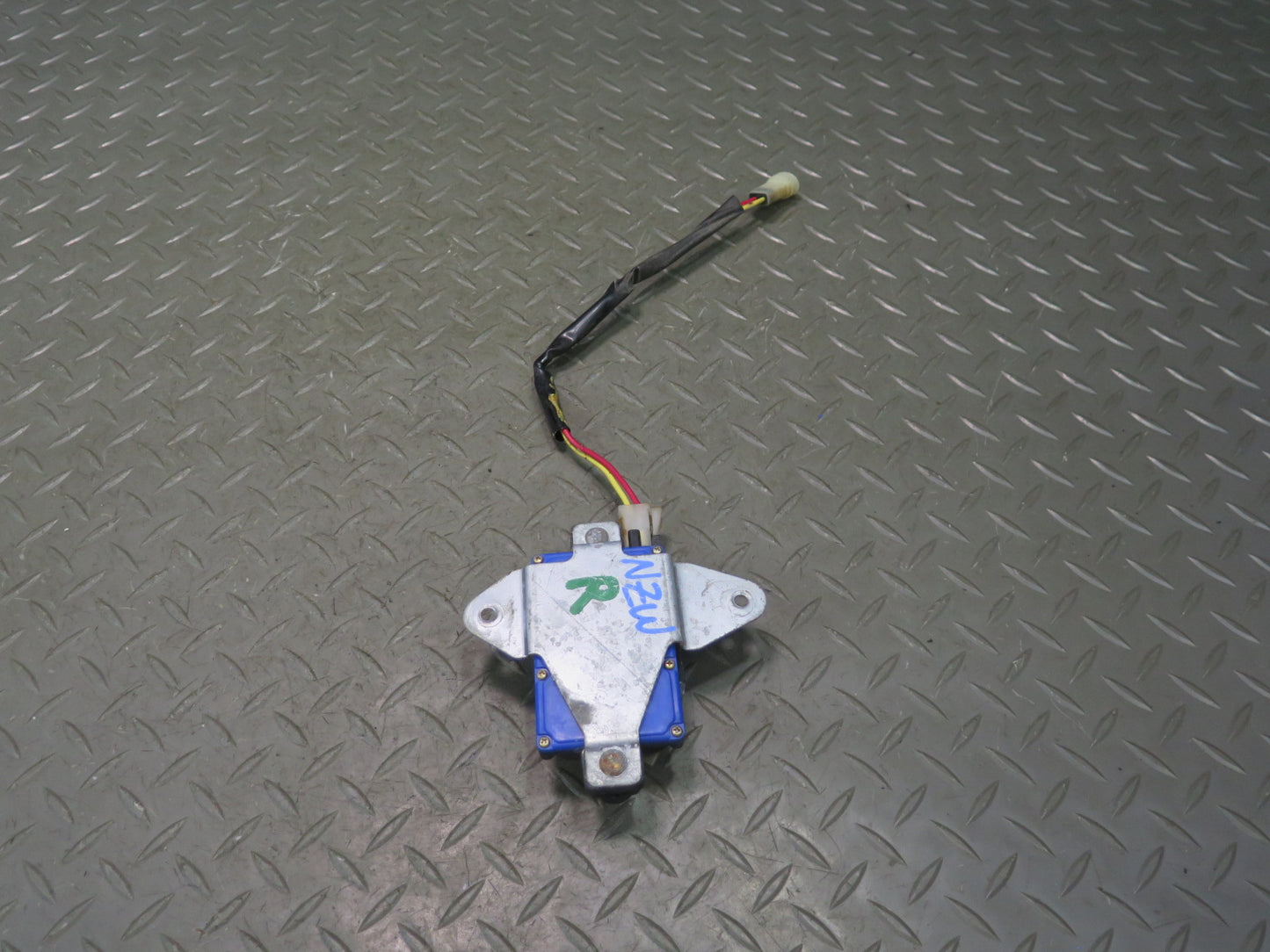 79-83 Datsun S130 280ZX Right Passenger Side Power Door Lock Actuator OEM