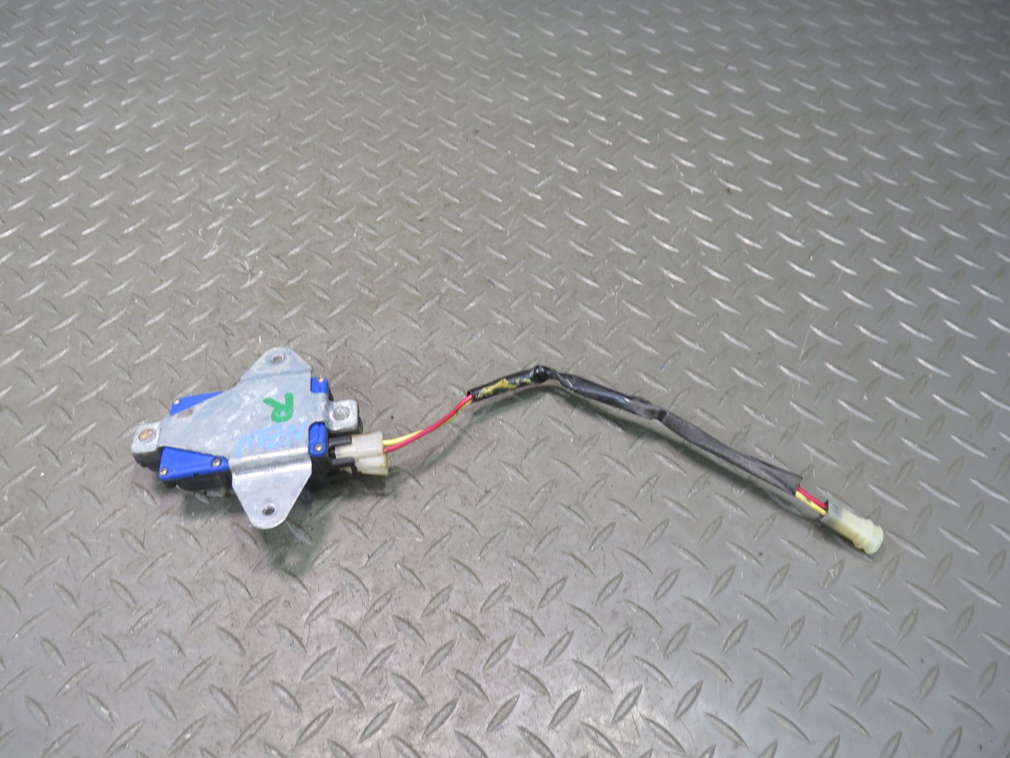 79-83 Datsun S130 280ZX Right Passenger Side Power Door Lock Actuator OEM