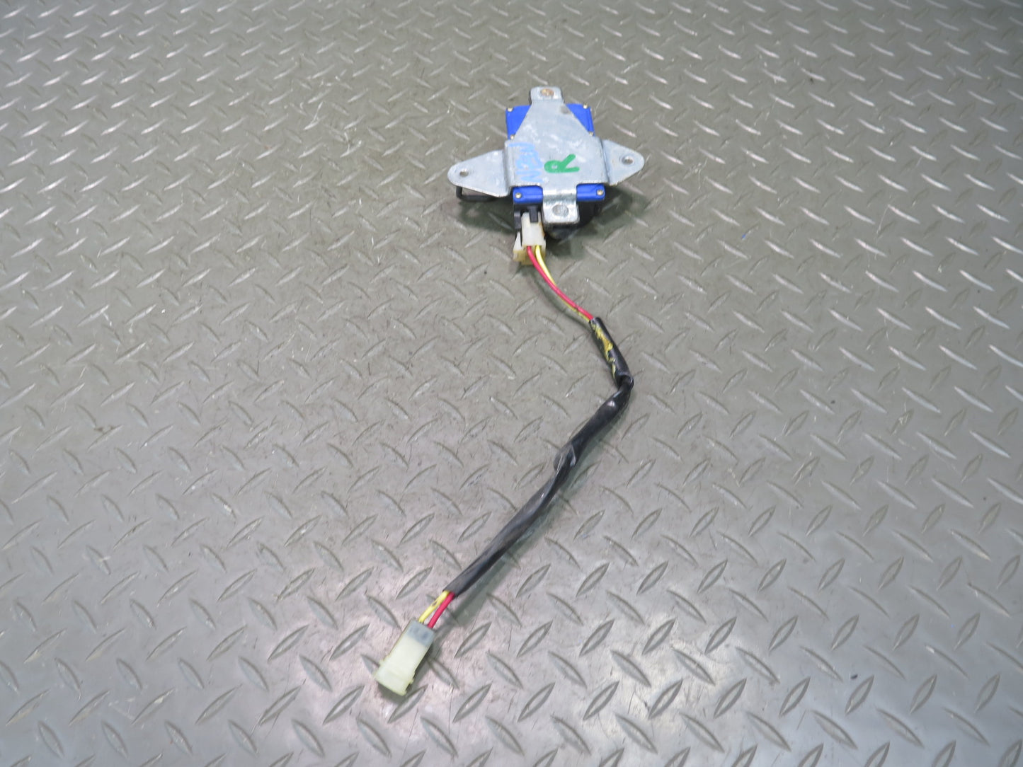 79-83 Datsun S130 280ZX Right Passenger Side Power Door Lock Actuator OEM