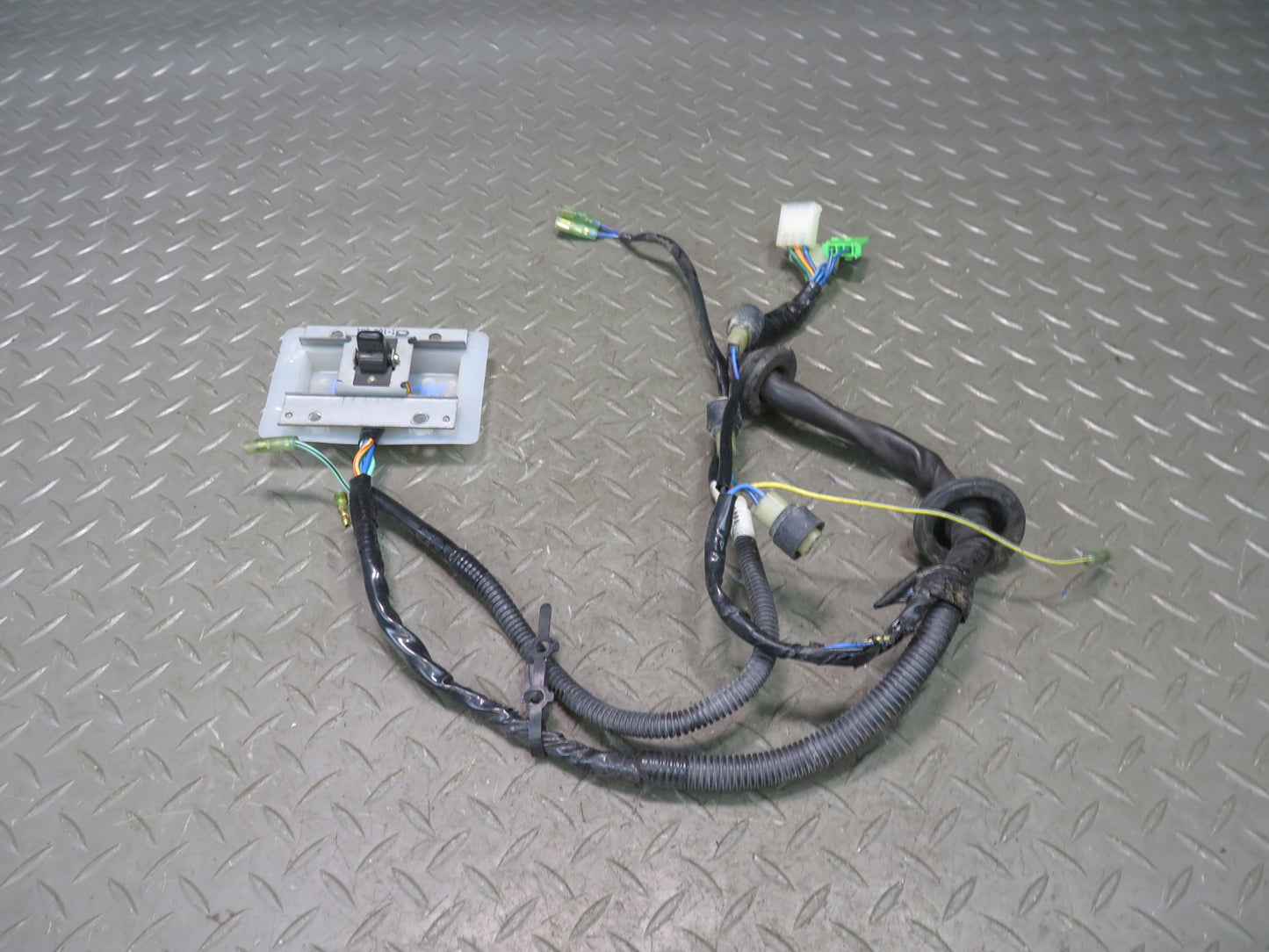 82-83 Datsun 280ZX 2+0 Right Door Power Window Wire Harness w Switch OEM