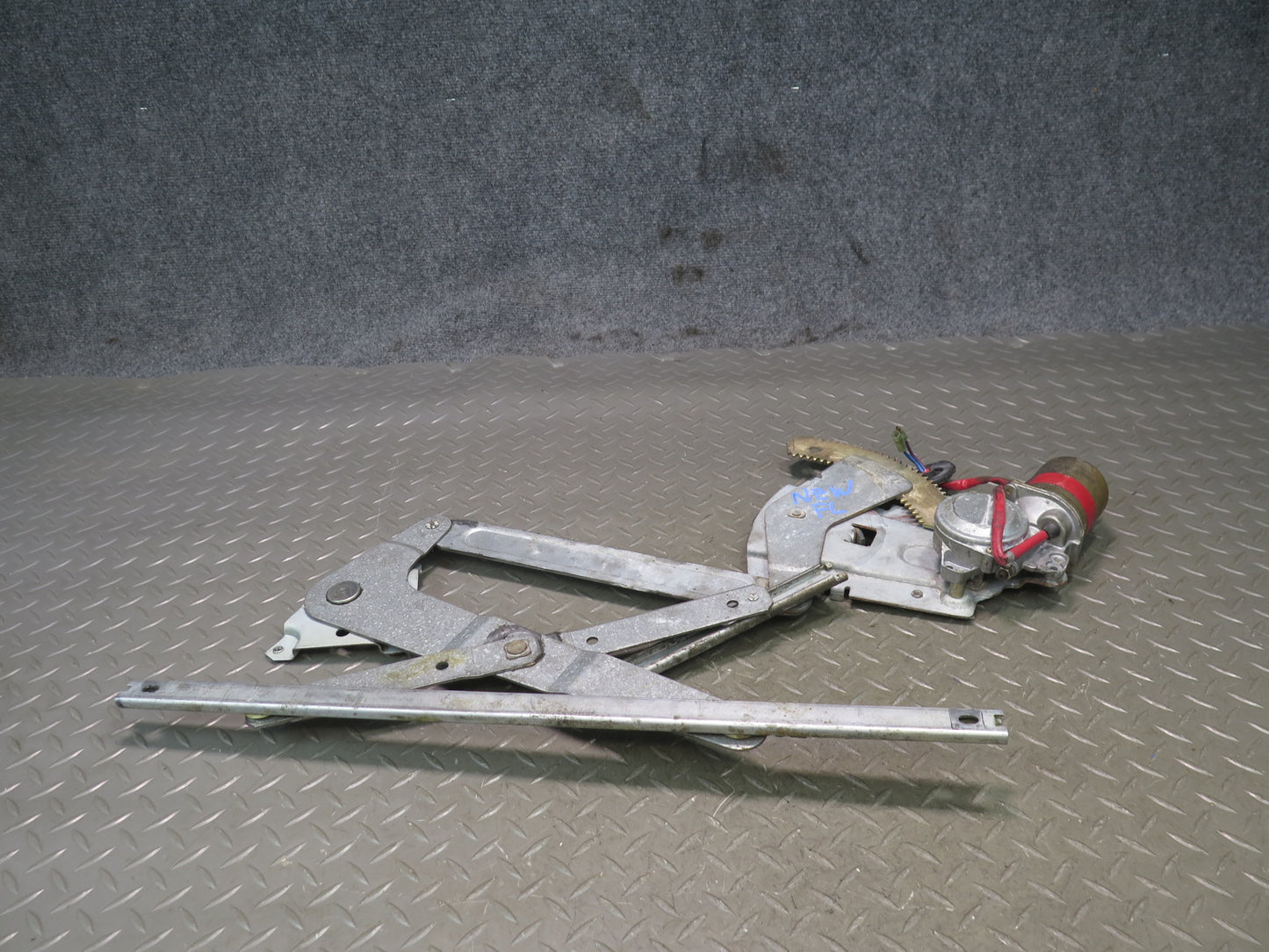 79-83 Datsun Nissan S130 280ZX 2+0 Left Door Window Regulator w Motor OEM