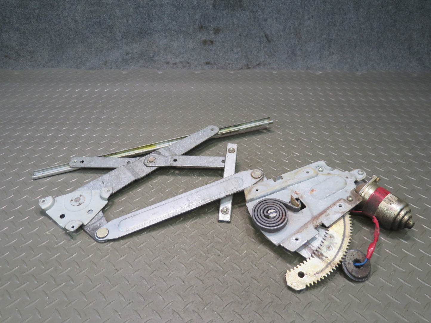79-83 Datsun Nissan S130 280ZX 2+0 Left Door Window Regulator w Motor OEM