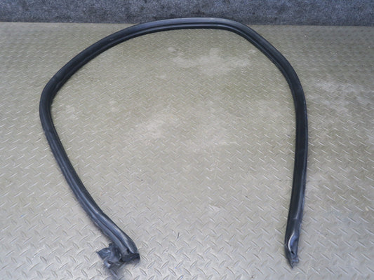 97-04 Porsche Boxster 986 Left Door Weatherstrip Rubber Seal Gasket 98653707502