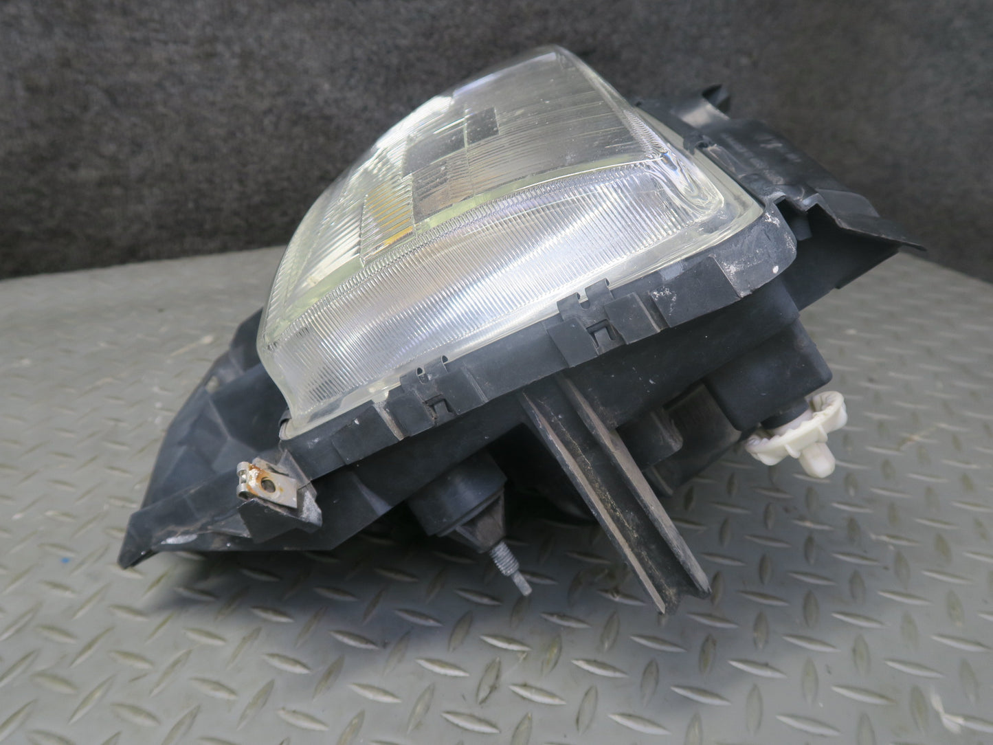 99-03 VW Eurovan T4 Set of 2 Front Right & Left Halogen Headlight Lamp OEM