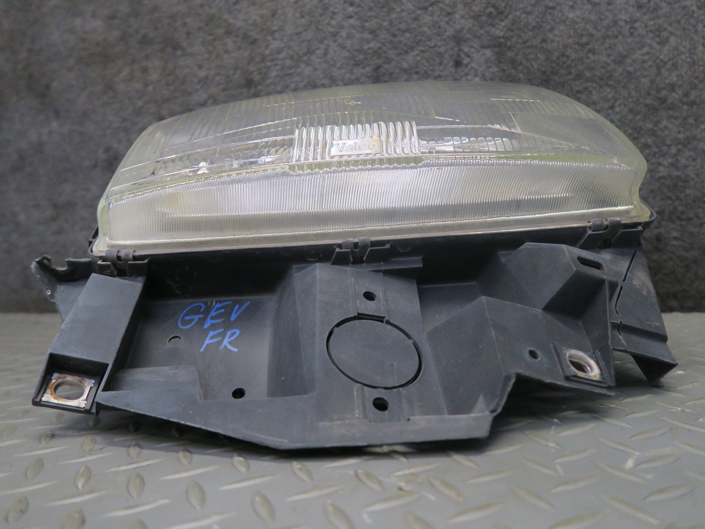 99-03 VW Eurovan T4 Set of 2 Front Right & Left Halogen Headlight Lamp OEM