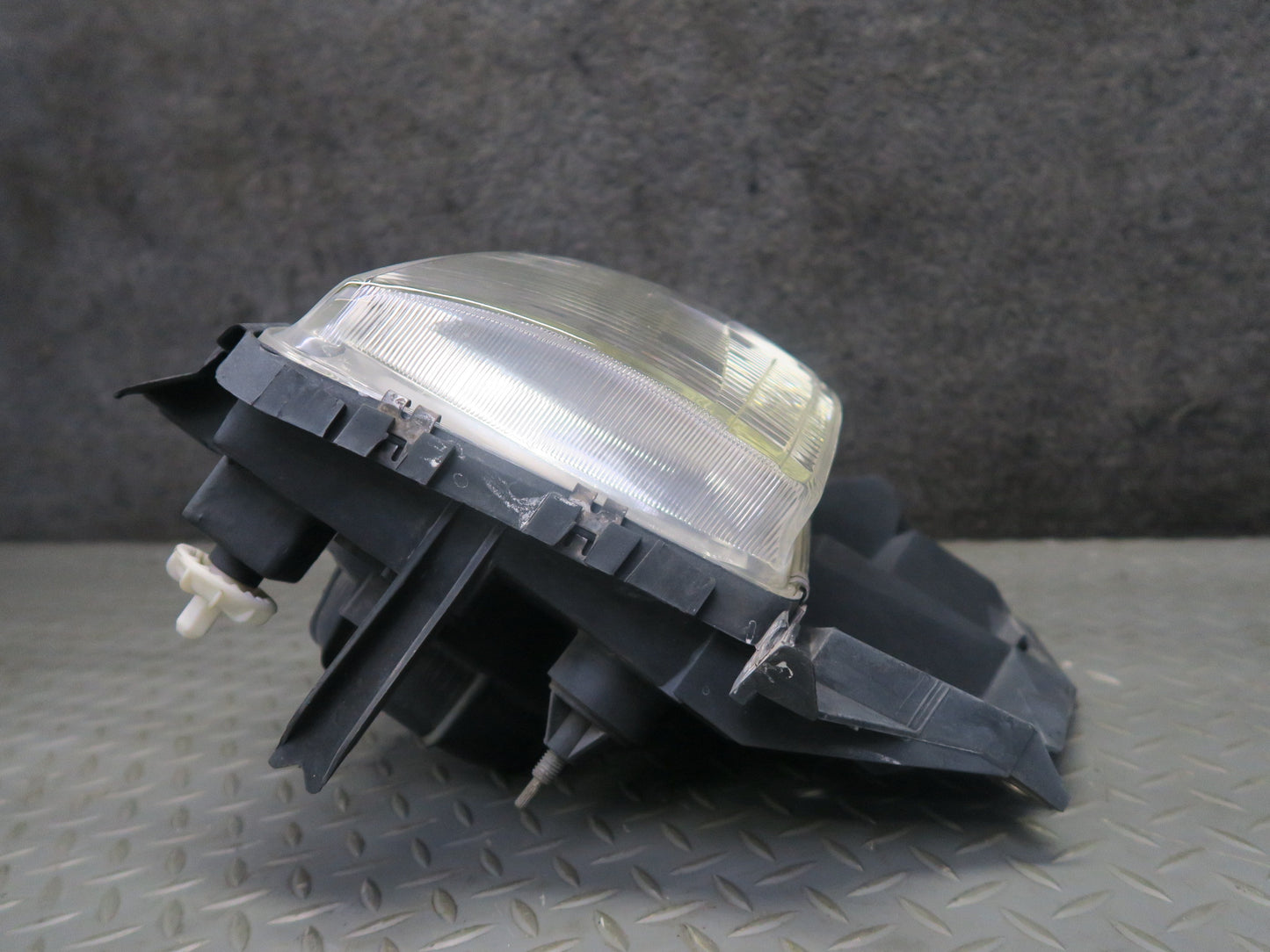 99-03 VW Eurovan T4 Set of 2 Front Right & Left Halogen Headlight Lamp OEM