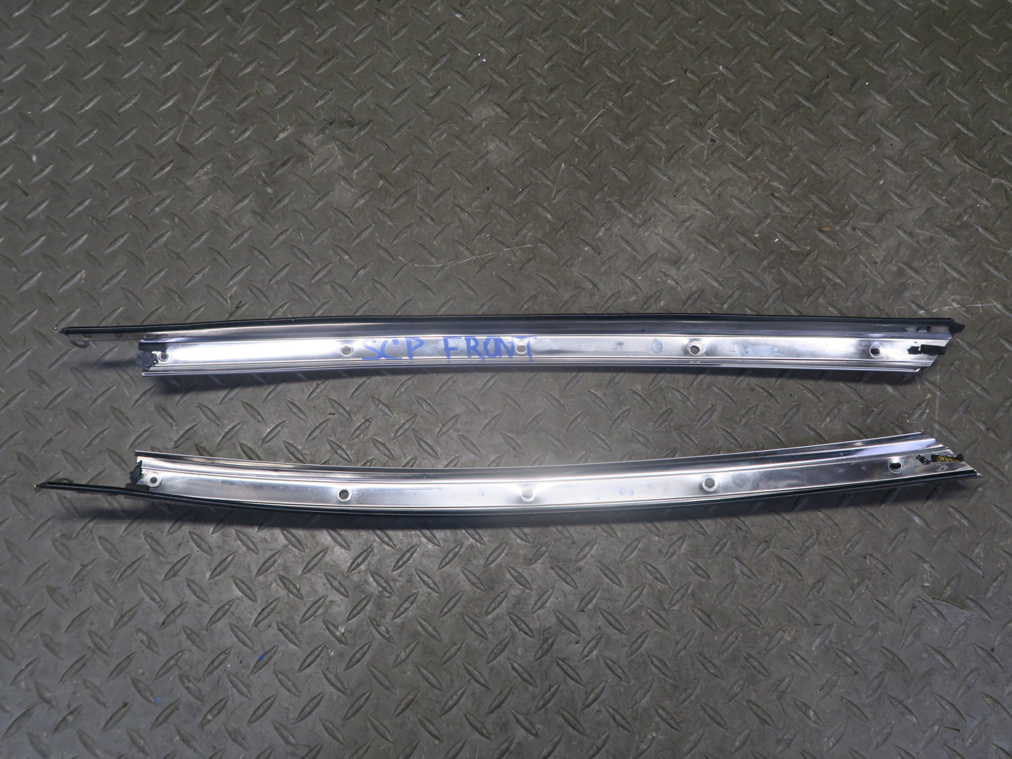 02-10 Lexus SC430 Front Roof Weatherstrip Rubber Seal w Window Bracket Set OEM