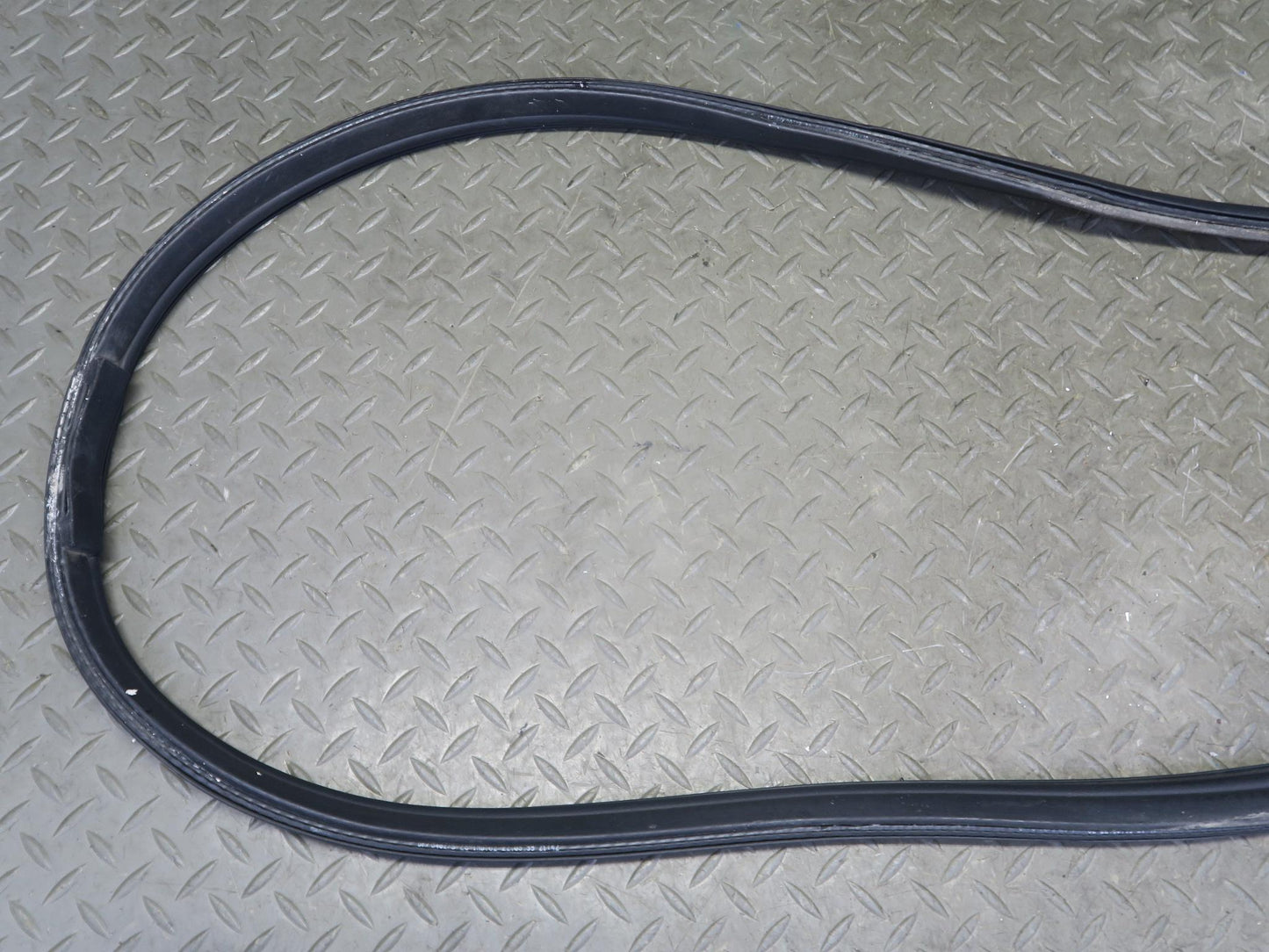 1999-2004 Porsche 911 996 Convertible TOP Roof Weatherstrip Rubber Seal Gasket
