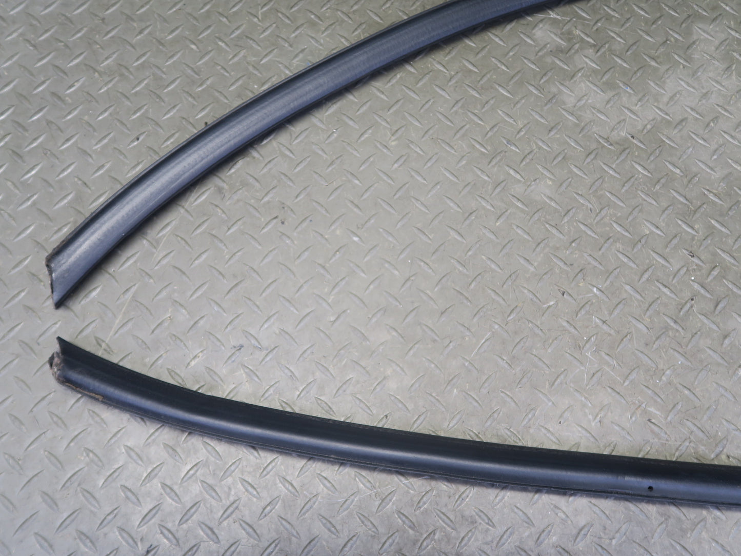 84-96 Chevrolet Corvette C4 Set of 2 Rear Targa Roof Seal Windlace Rubber OEM