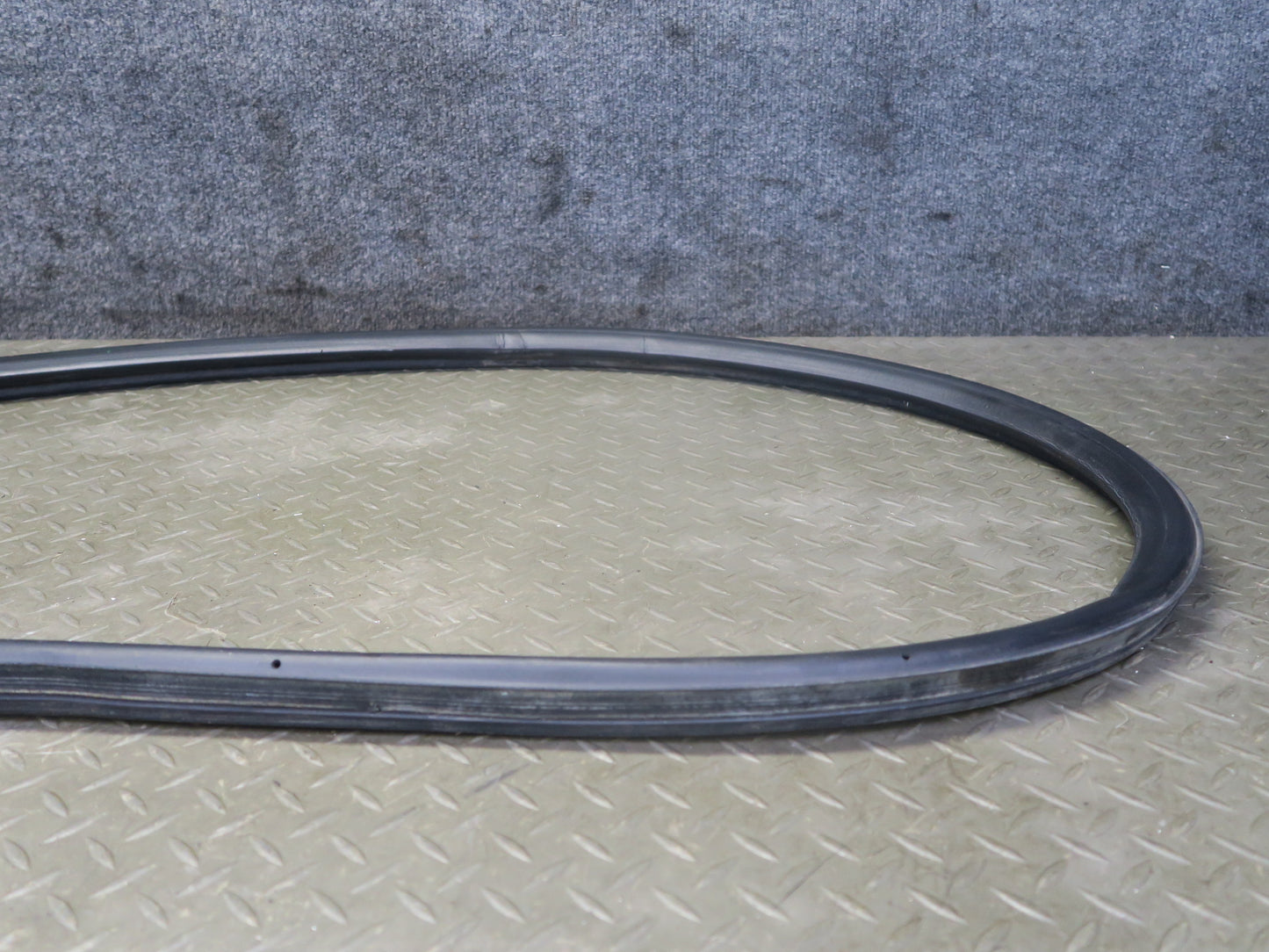 84-96 Chevrolet Corvette C4 Set of 2 Rear Targa Roof Seal Windlace Rubber OEM