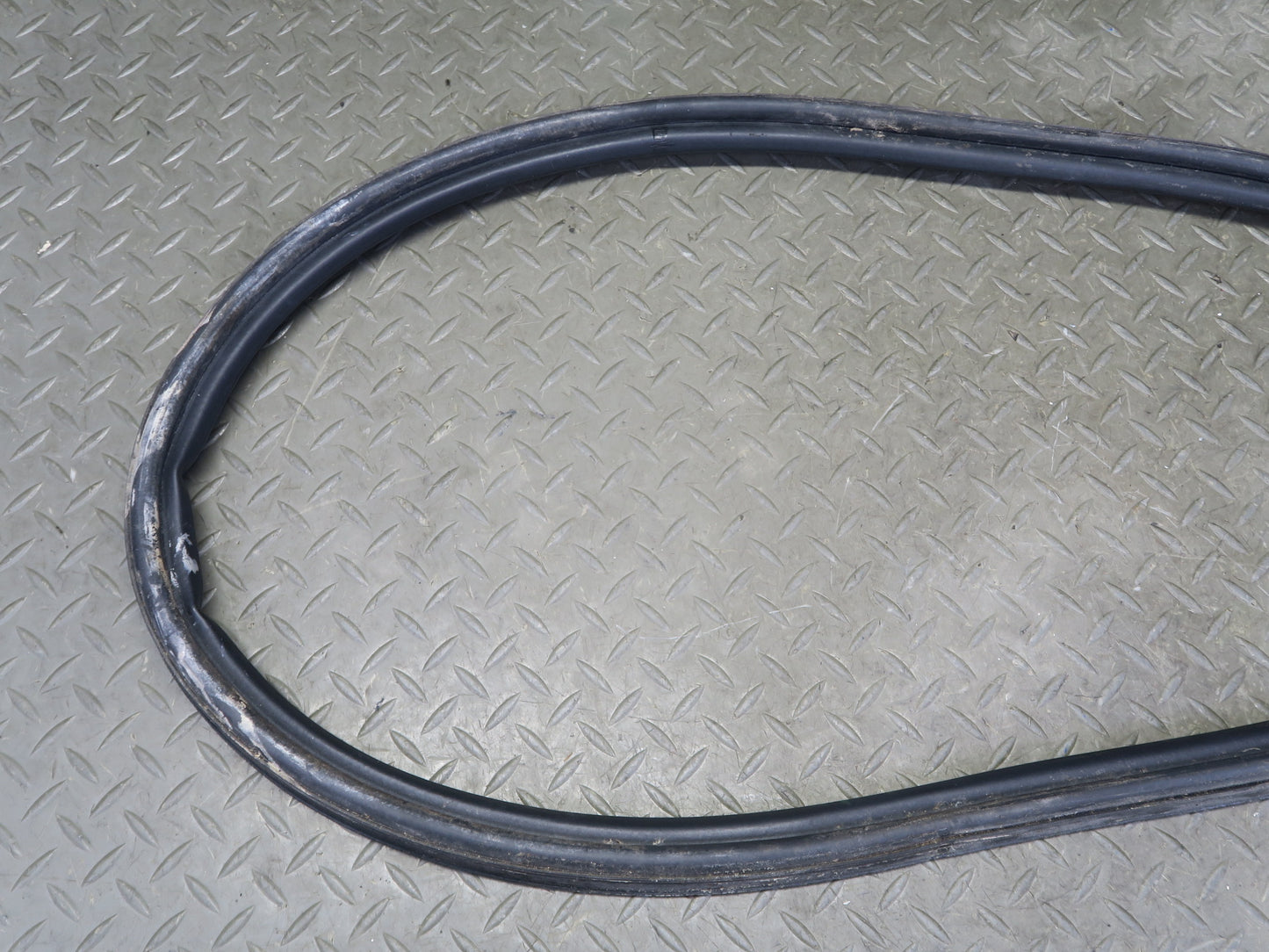 84-96 Chevrolet Corvette C4 Set of 2 Rear Targa Roof Seal Windlace Rubber OEM