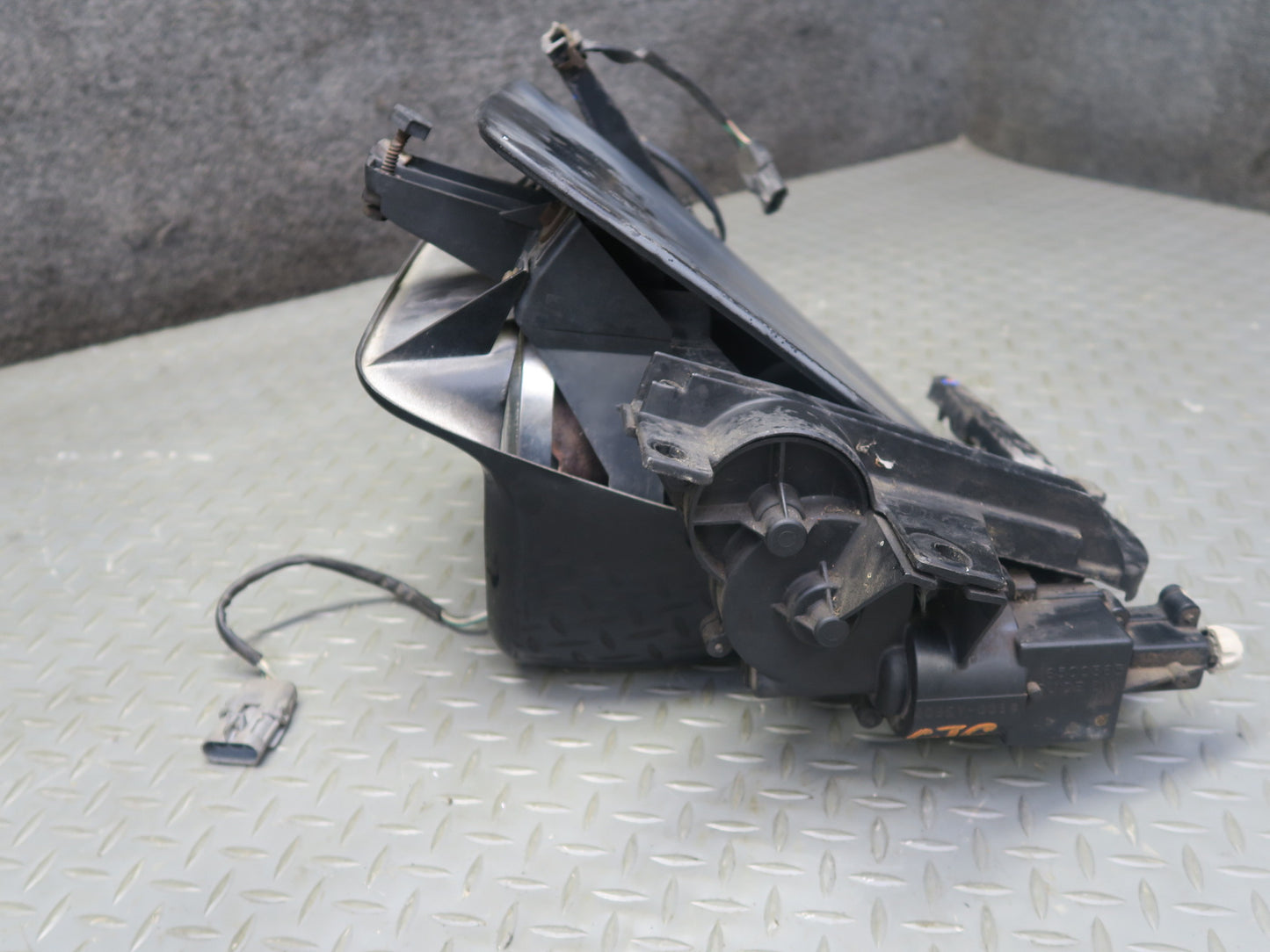 84-87 Chevrolet Corvette C4 Front Left POP UP Headlight Motor Cover Assembly OEM