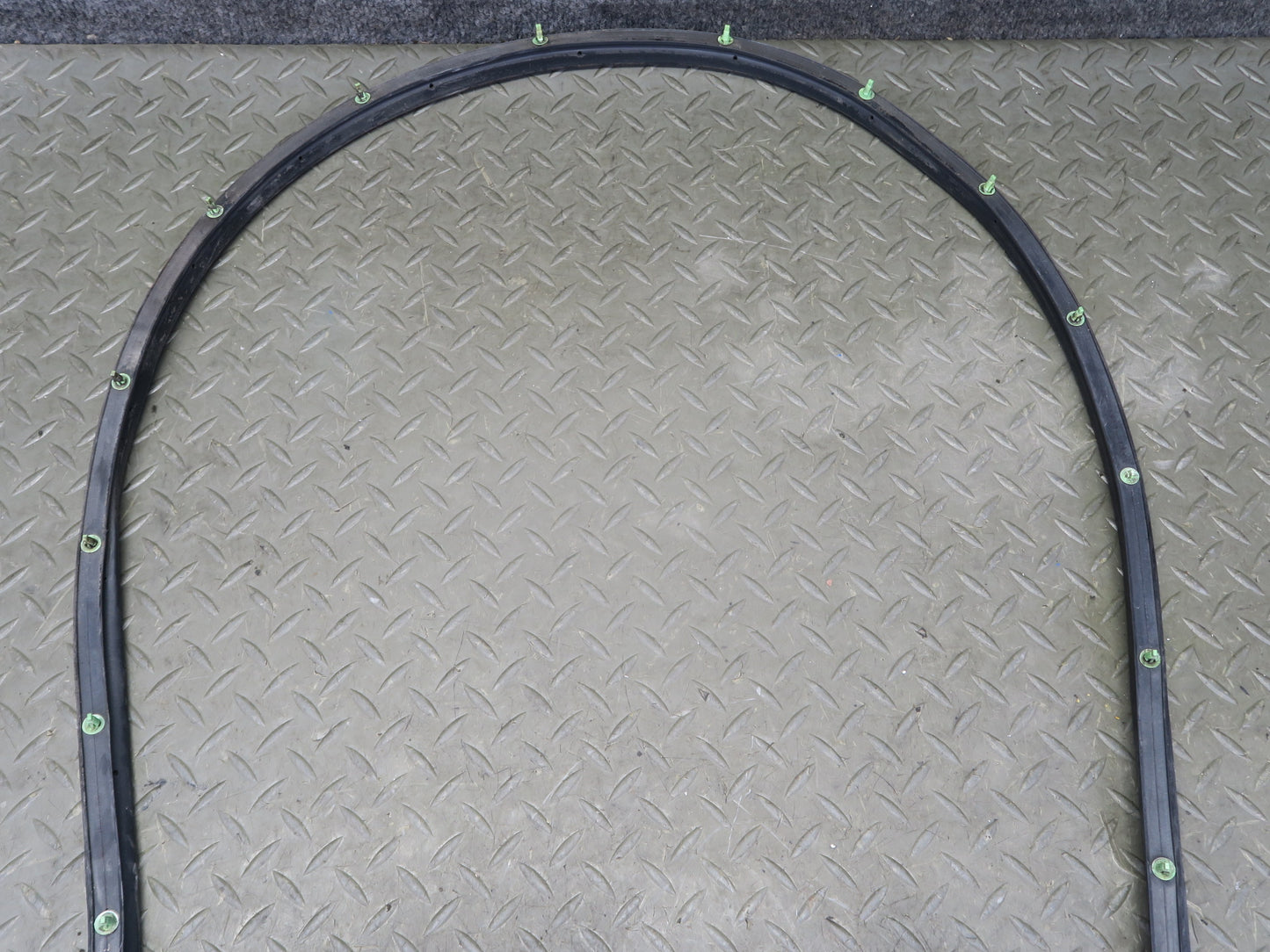 02-10 Lexus Z40 SC430 Front Right Door Weatherstrip Rubber Seal Set OEM