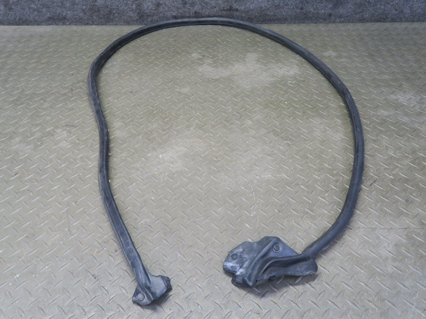 02-10 Lexus Z40 SC430 Front Left Door Weatherstrip Rubber Seal Set OEM