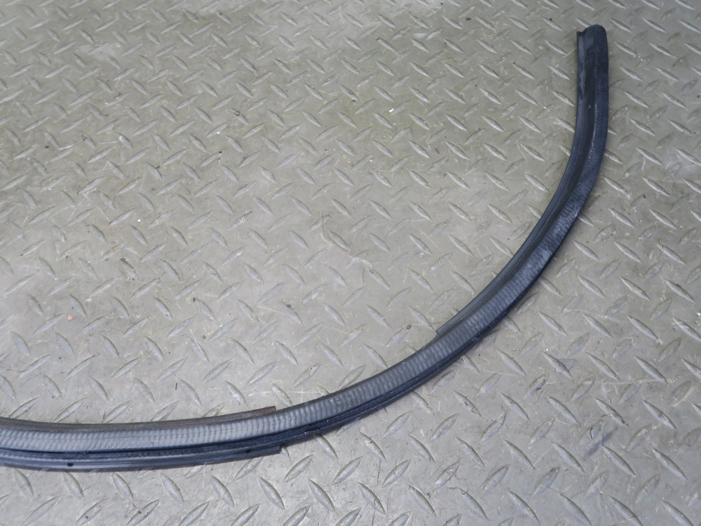 02-10 Lexus Z40 SC430 Front Left Door Weatherstrip Rubber Seal Set OEM