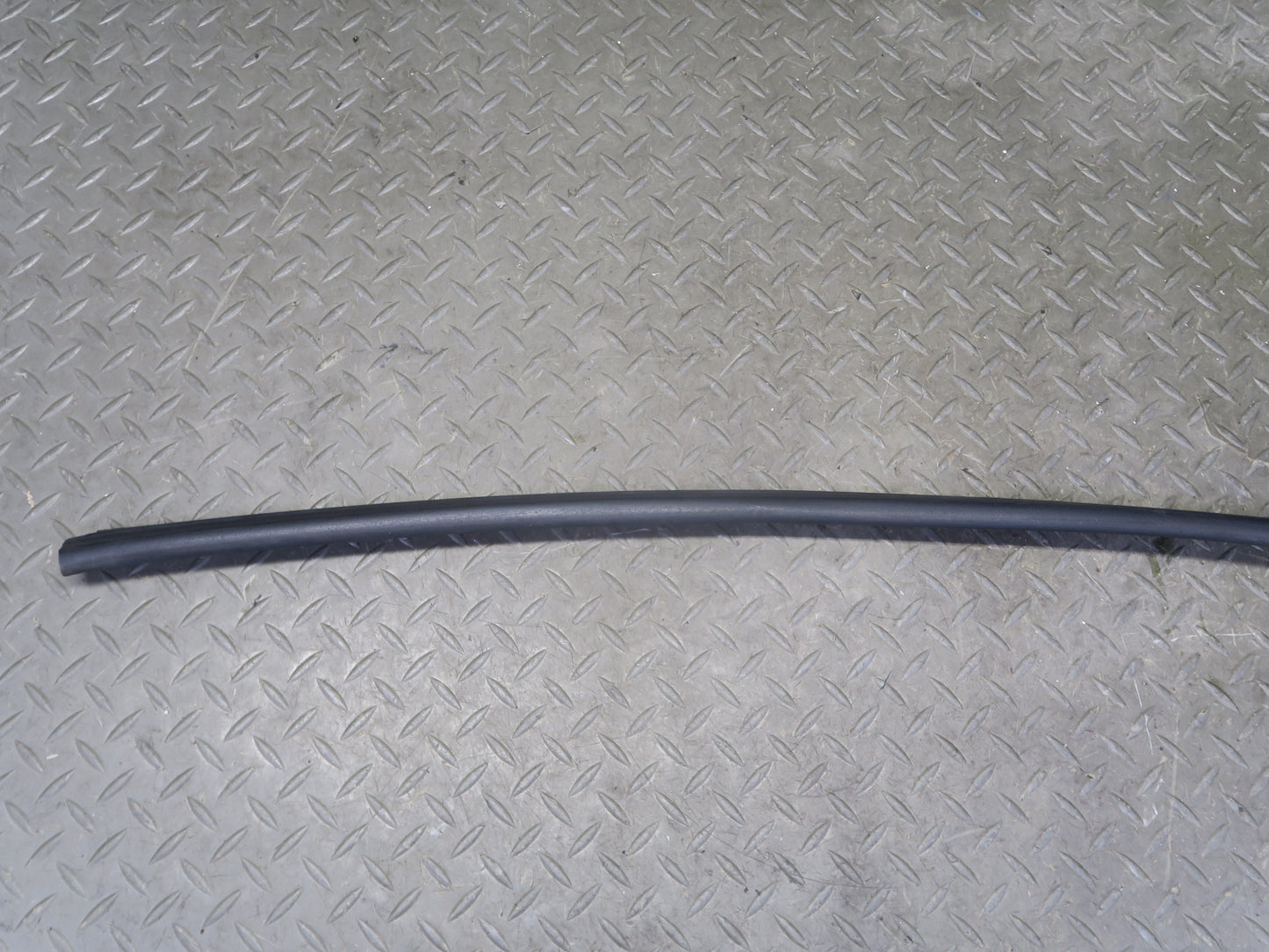 96-99 BMW E36 318iC Set of 3 Front Hood Weatherstrip Rubber Seal OEM