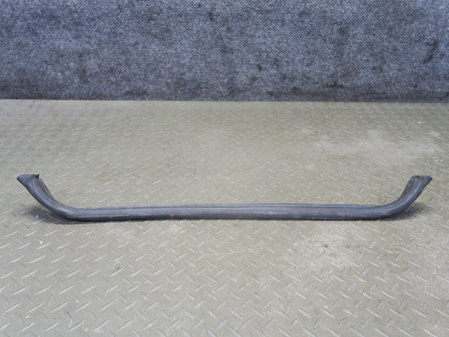 96-99 BMW E36 318iC Set of 3 Front Hood Weatherstrip Rubber Seal OEM