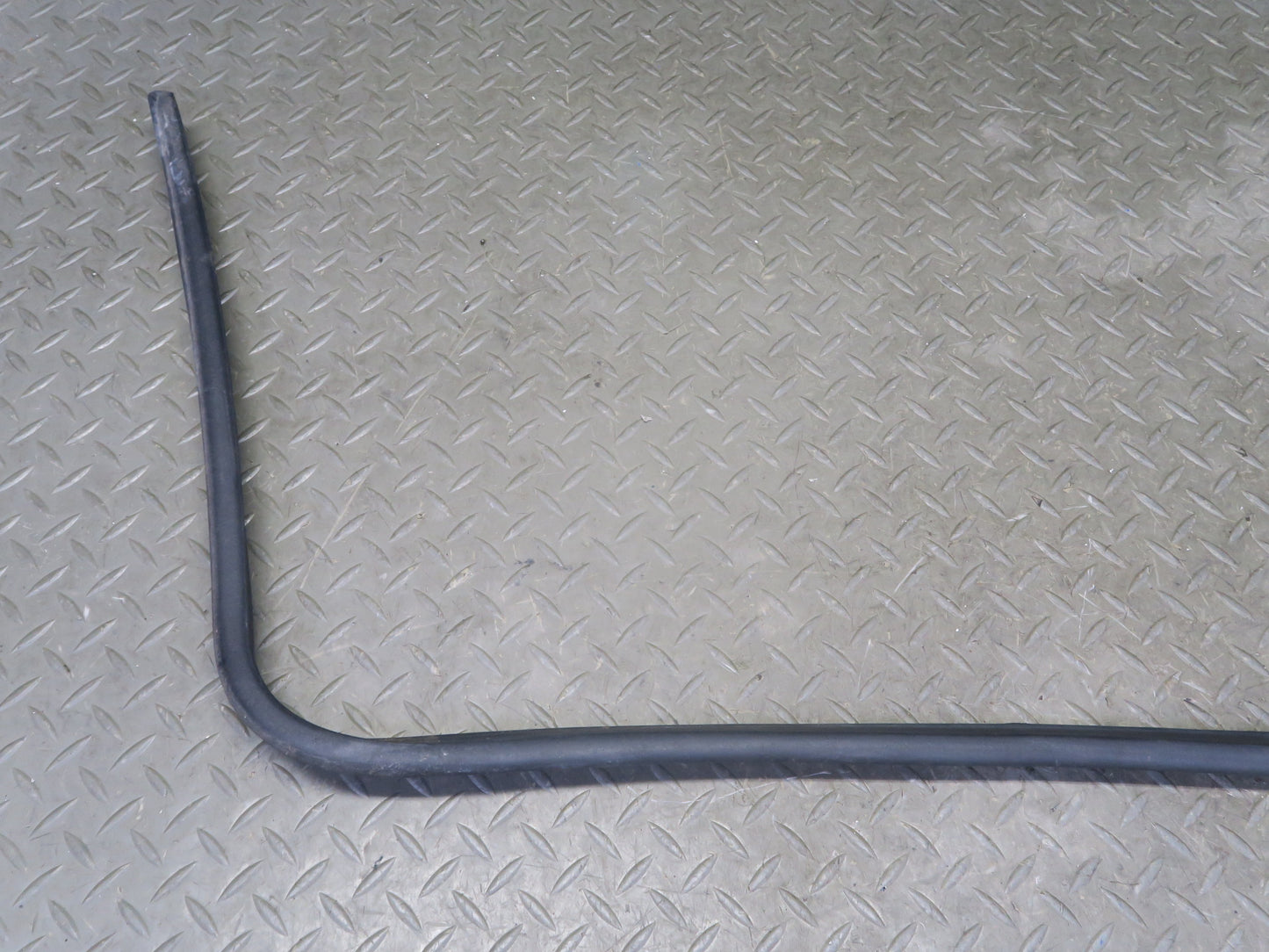 96-99 BMW E36 318iC Set of 3 Front Hood Weatherstrip Rubber Seal OEM