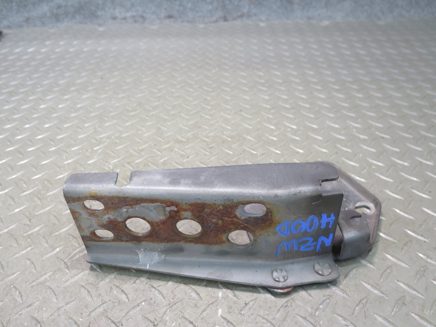 79-83 Datsun 280ZX S130 Front Hood Hinge Torsion Support Spring w Bolts Set OEM