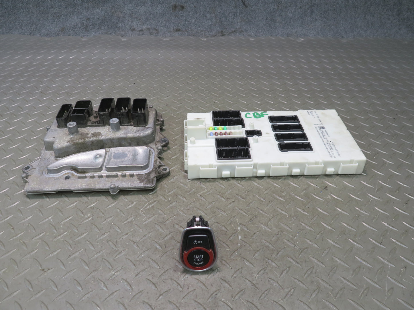 2014 BMW F32 435XI AWD ECM ECU Engine & Xdrive Module w Engine Switch Set OEM