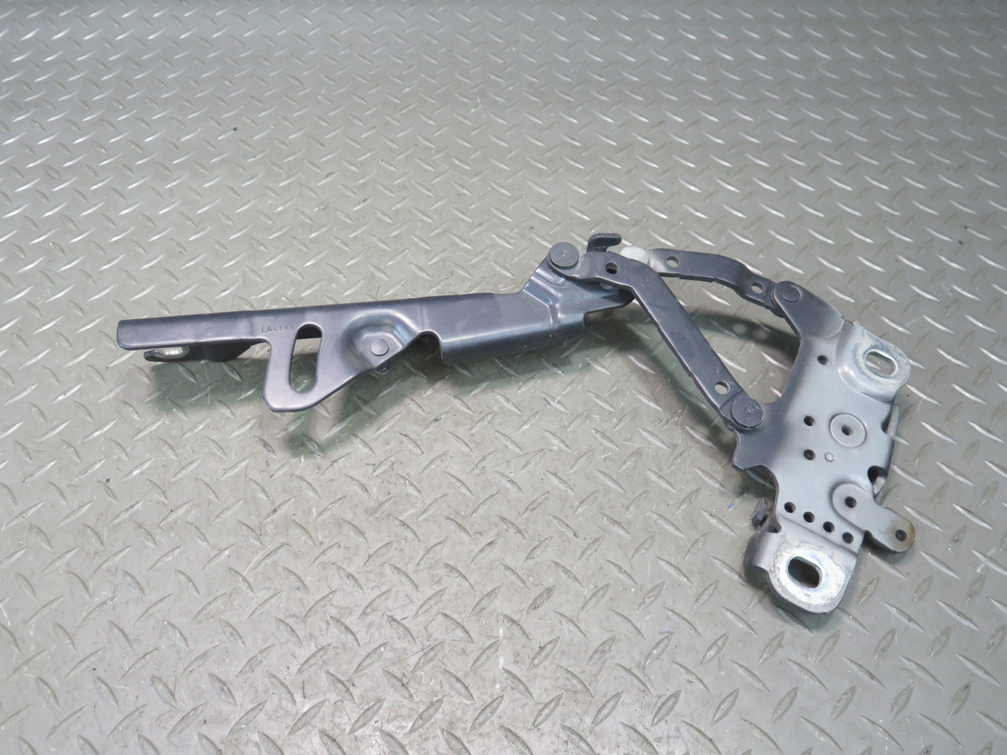 14-16 BMW F32 F33 435I Set of 2 Front Left & Right Hood Hinge Black OEM