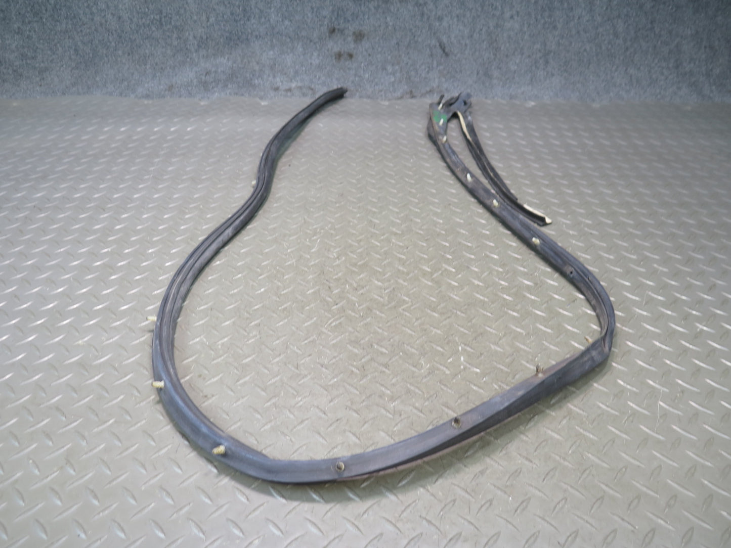 79-83 Datsun 280ZX 2+0 Set of 4 Left & Right Door Weatherstrip Seal OEM