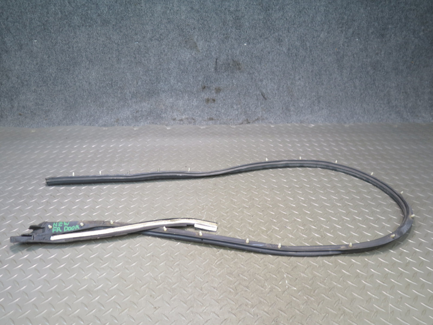79-83 Datsun 280ZX 2+0 Set of 4 Left & Right Door Weatherstrip Seal OEM