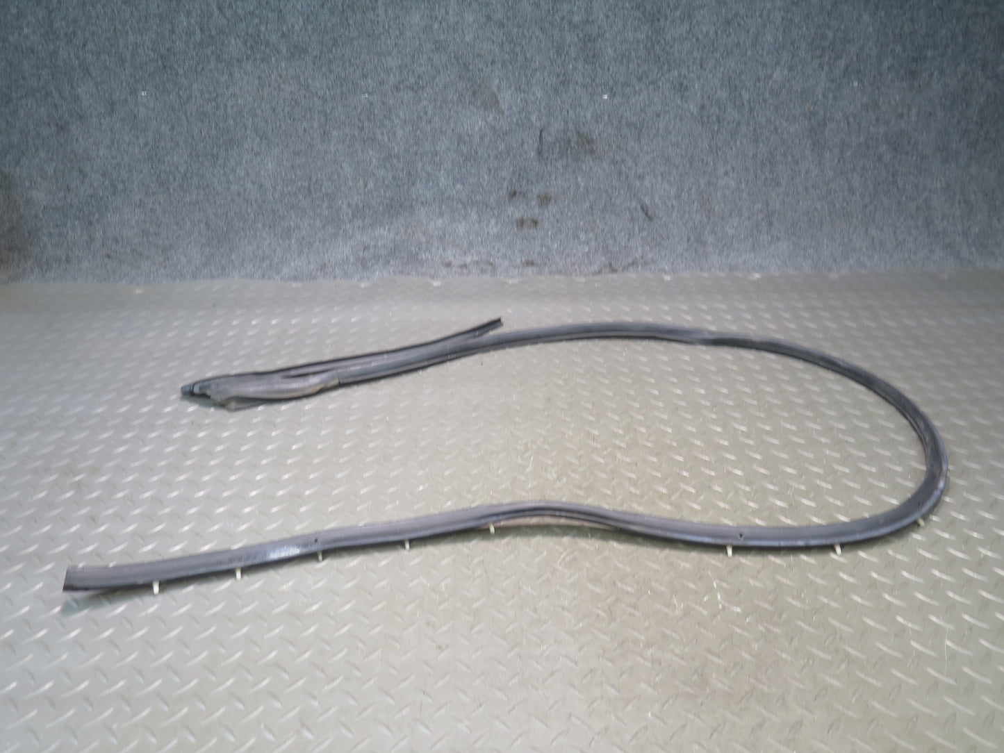 79-83 Datsun 280ZX 2+0 Set of 4 Left & Right Door Weatherstrip Seal OEM