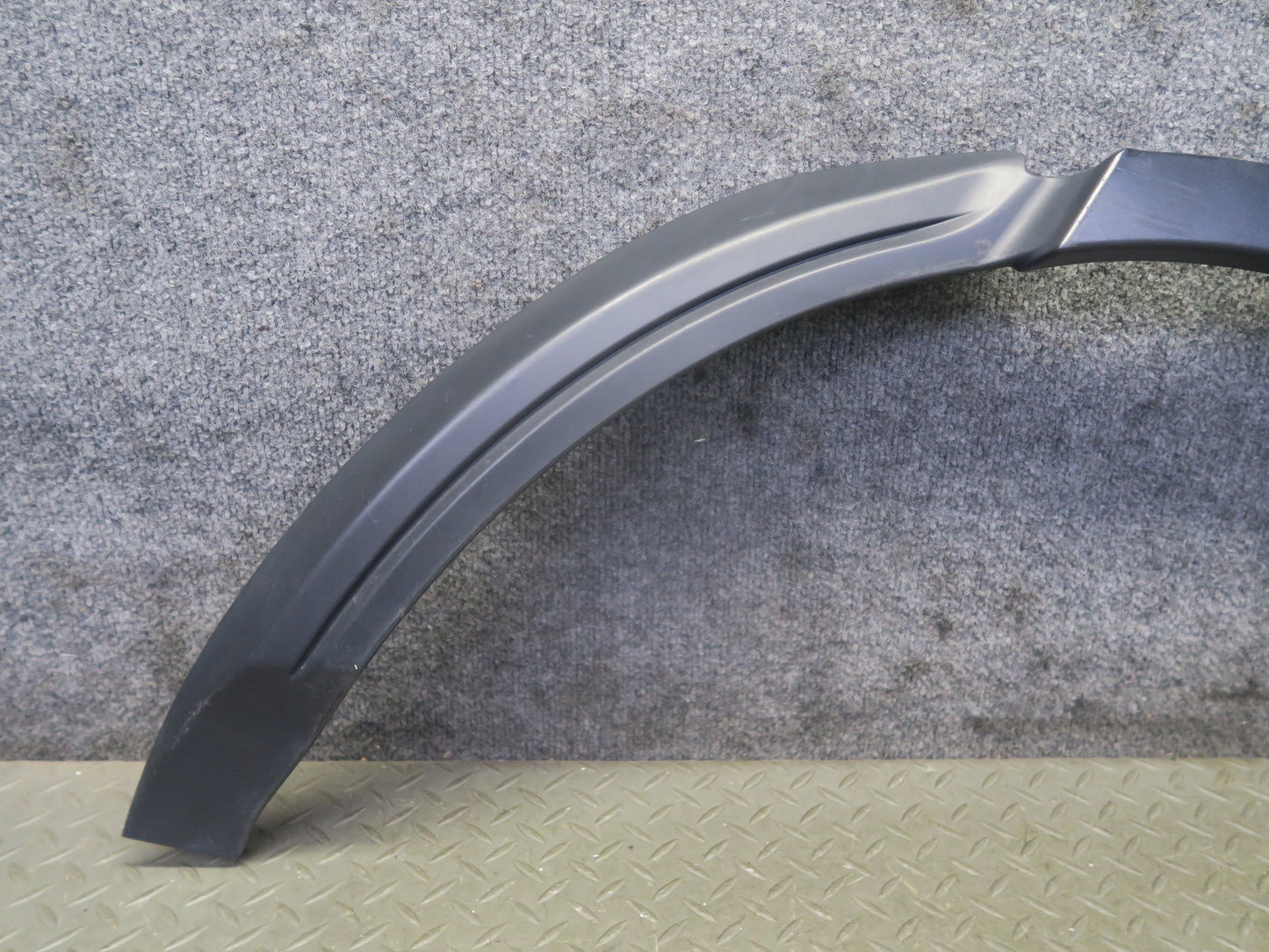 2012-2019 Range Rover Evoque L538 4DR Rear Left & Right Wheel Arch Molding Set