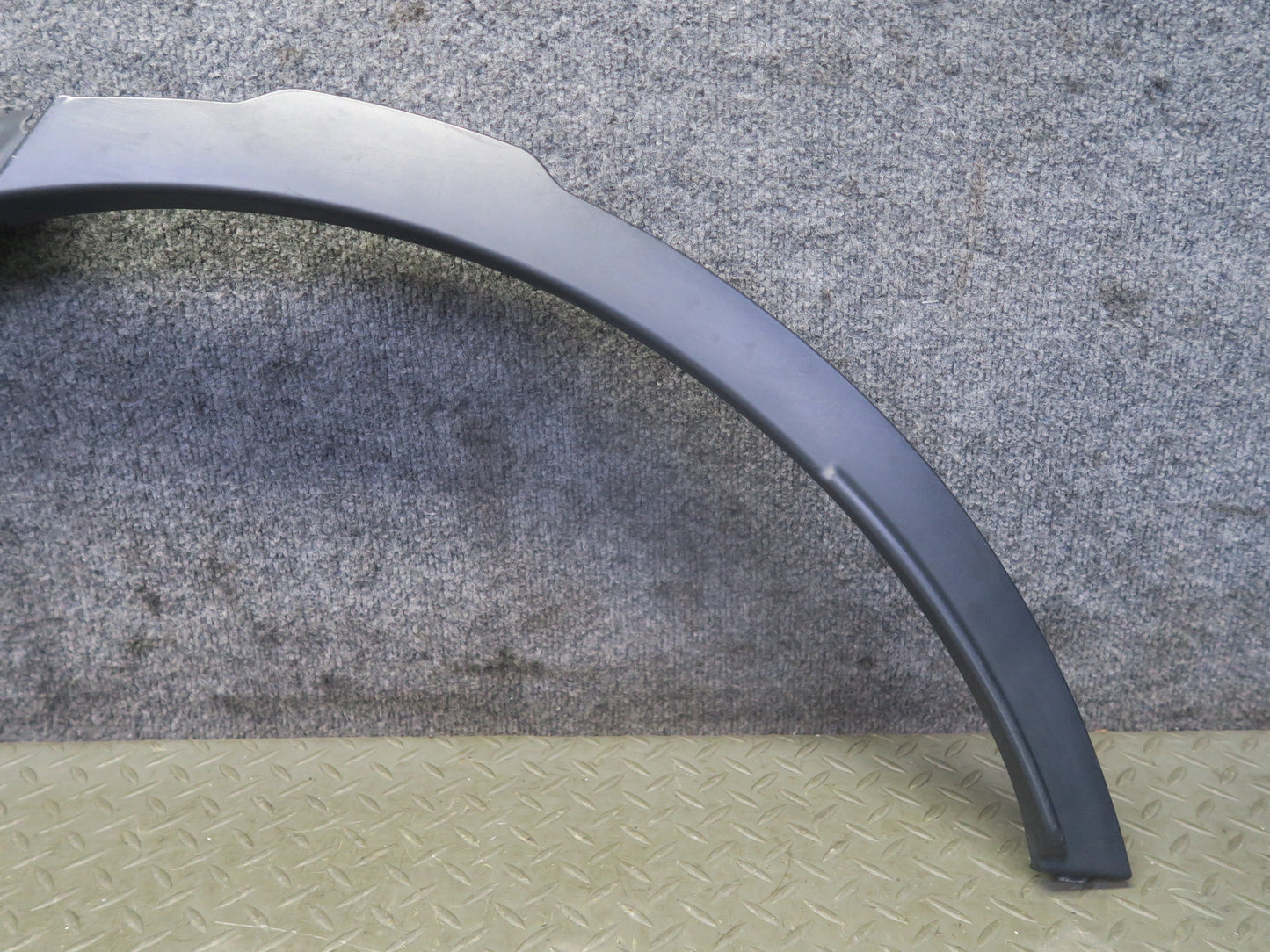 2012-2019 Range Rover Evoque L538 4DR Rear Left & Right Wheel Arch Molding Set