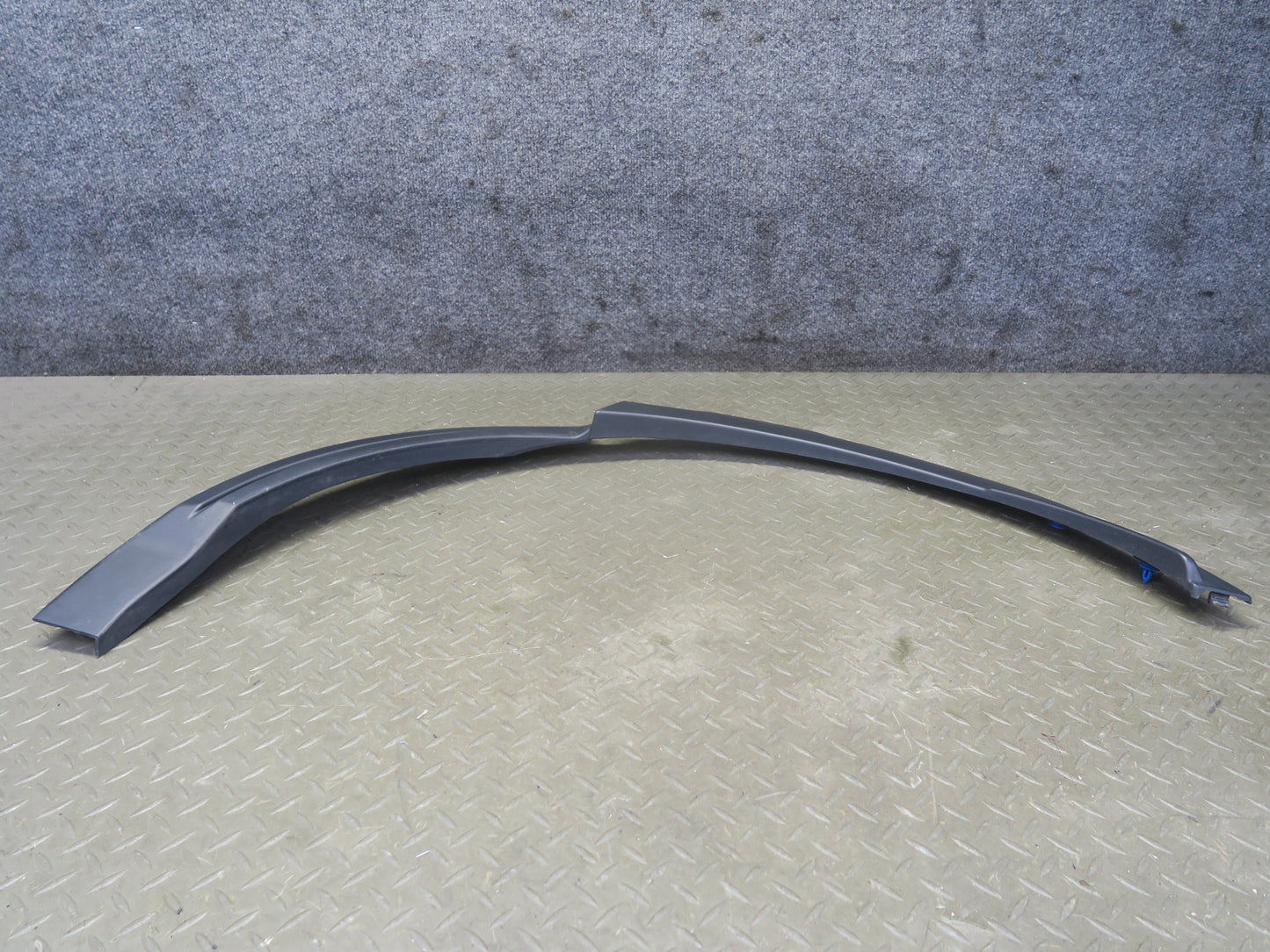 2012-2019 Range Rover Evoque L538 4DR Rear Left & Right Wheel Arch Molding Set