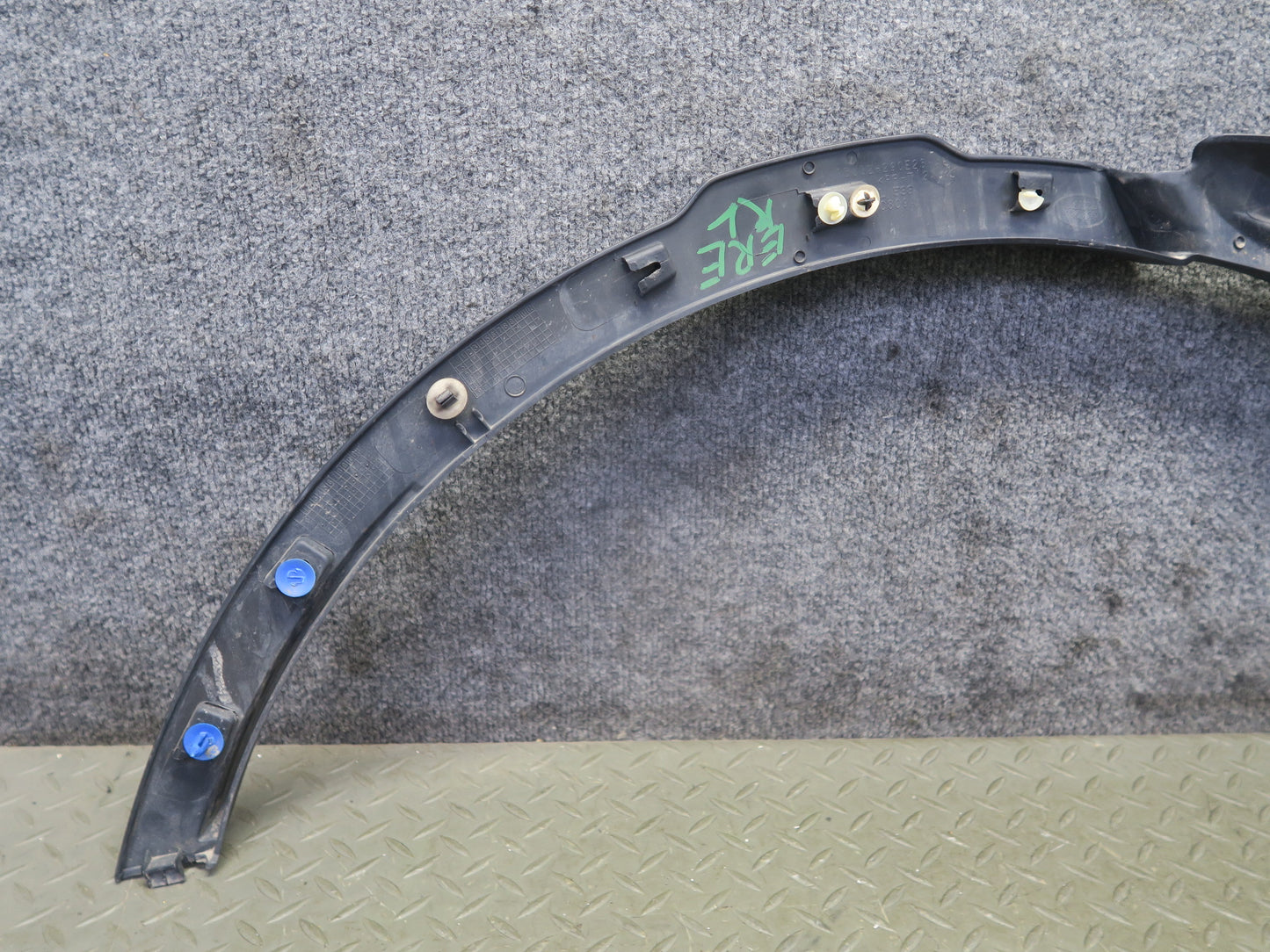 2012-2019 Range Rover Evoque L538 4DR Rear Left & Right Wheel Arch Molding Set