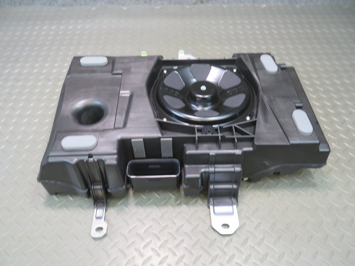 2012-2015 Range Rover Evoque L538 Rear Subwoofer Speaker BJ32-18808-EB