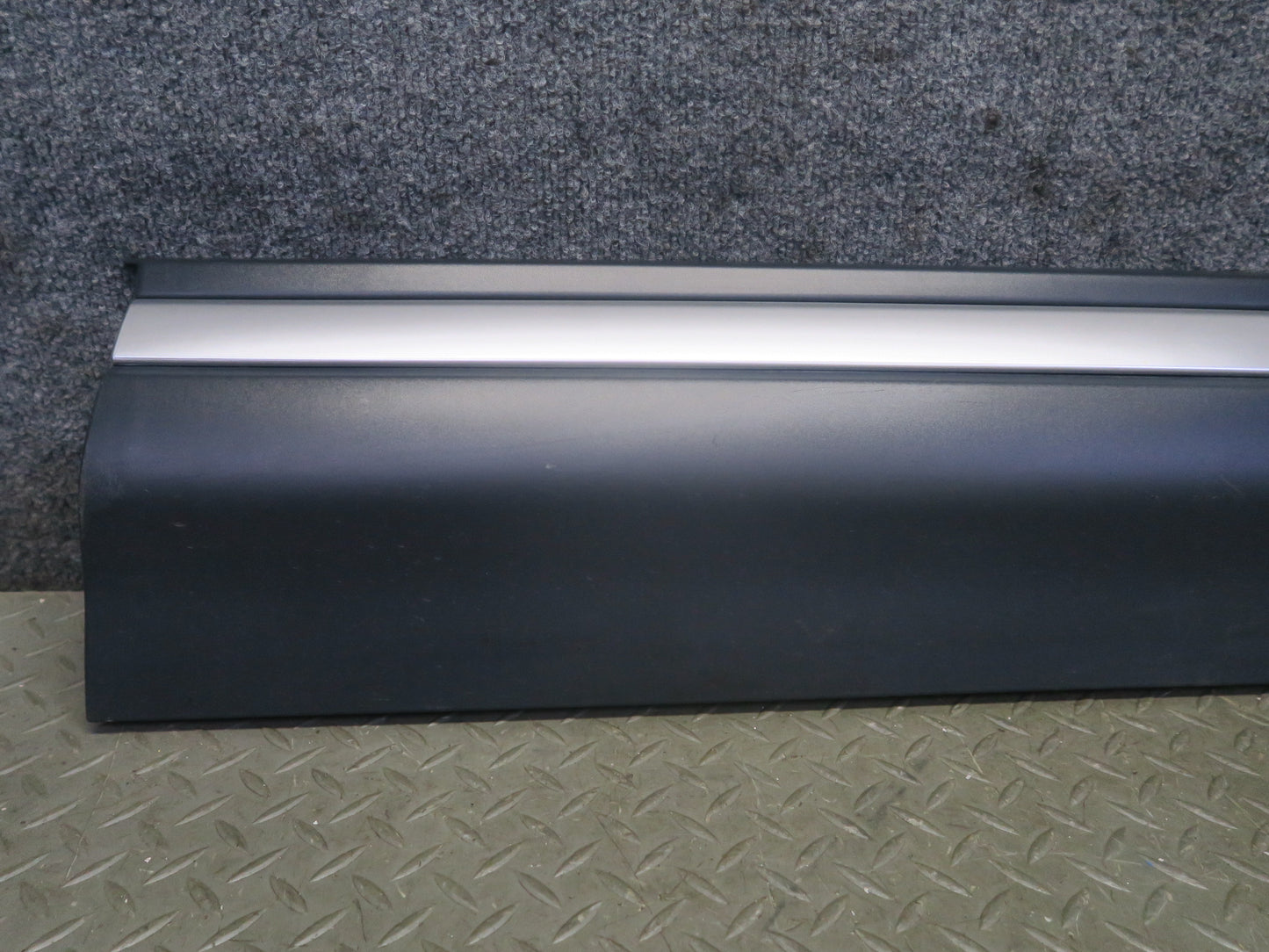 12-19 Range Rover Evoque L538 Front & Rear Right Door Lower TRM Molding Set of 2