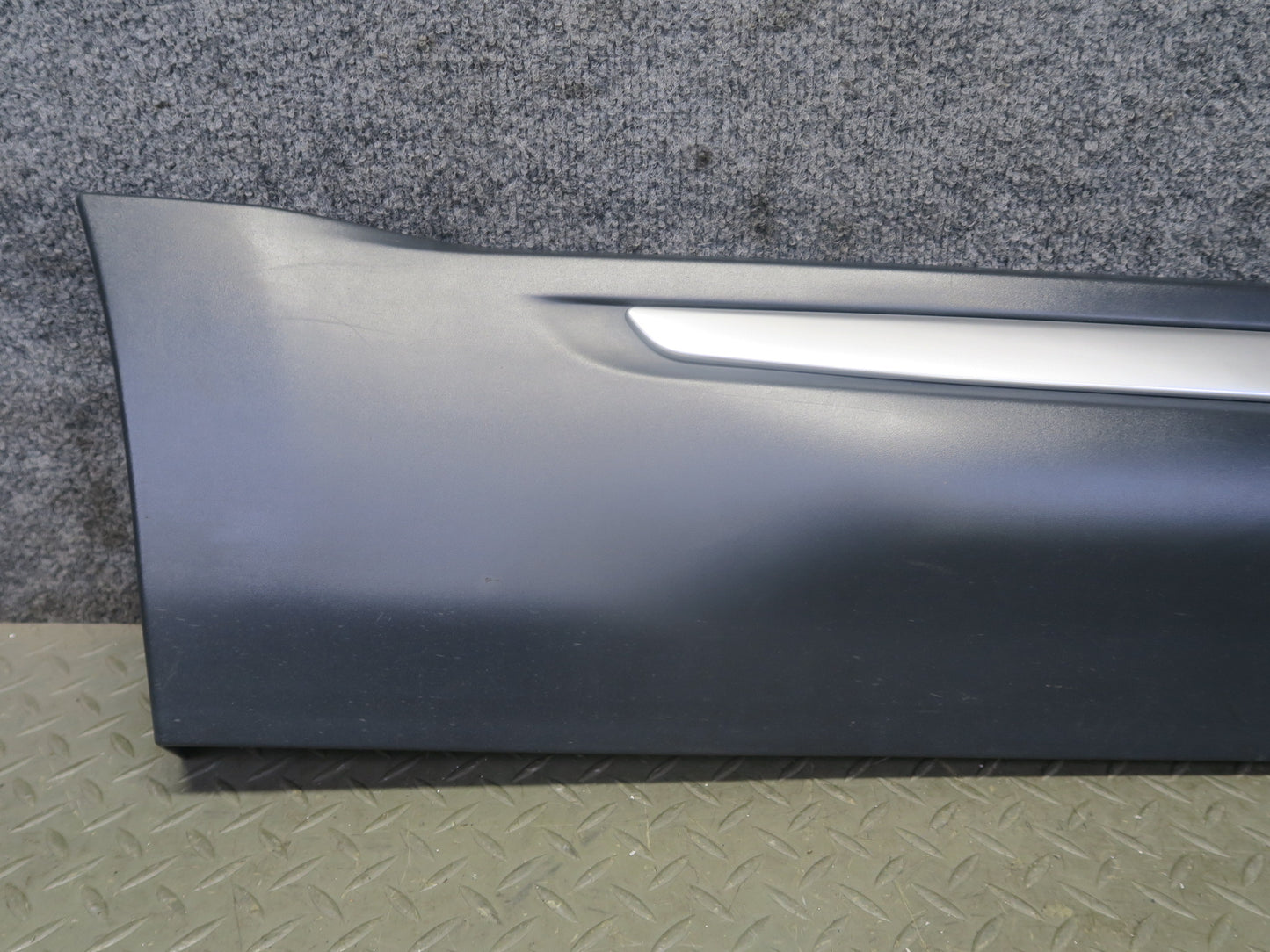 12-19 Range Rover Evoque L538 Front & Rear Right Door Lower TRM Molding Set of 2