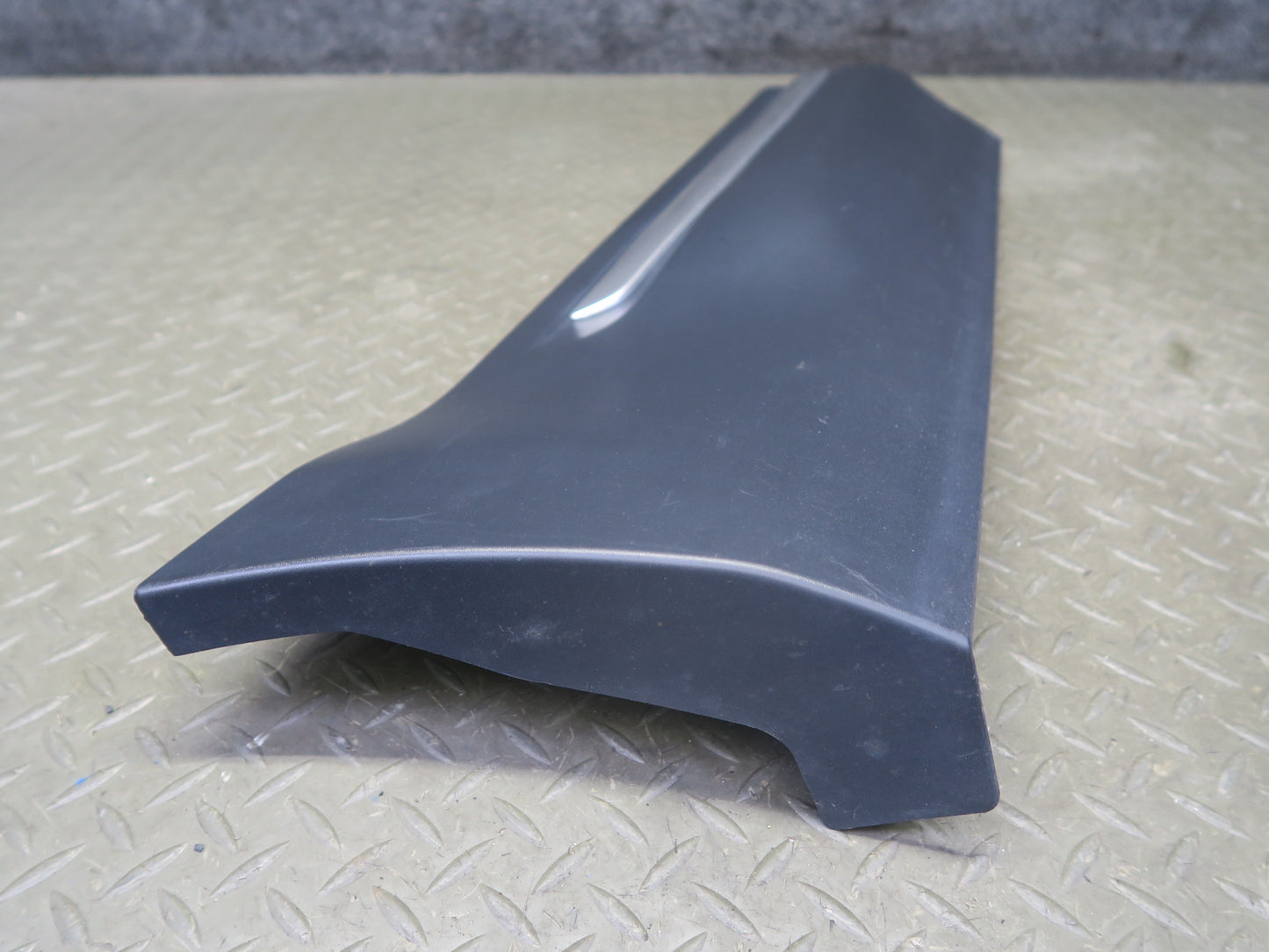 12-19 Range Rover Evoque L538 Front & Rear Right Door Lower TRM Molding Set of 2