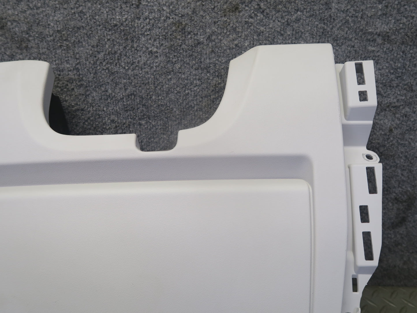 2012-2019 Range Rover Evoque L538 Dash Front Left Lower Knee Trim Panel