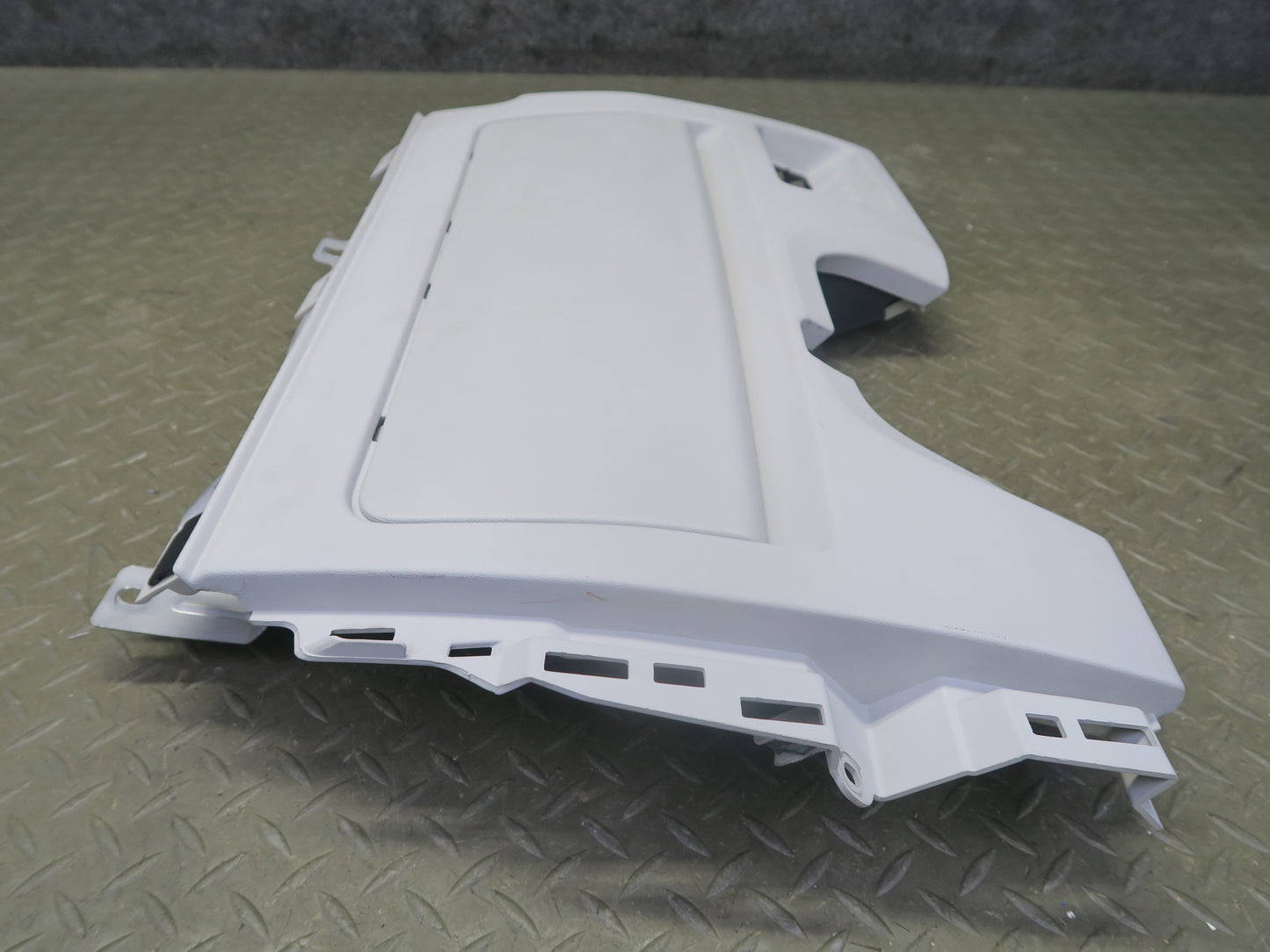 2012-2019 Range Rover Evoque L538 Dash Front Left Lower Knee Trim Panel