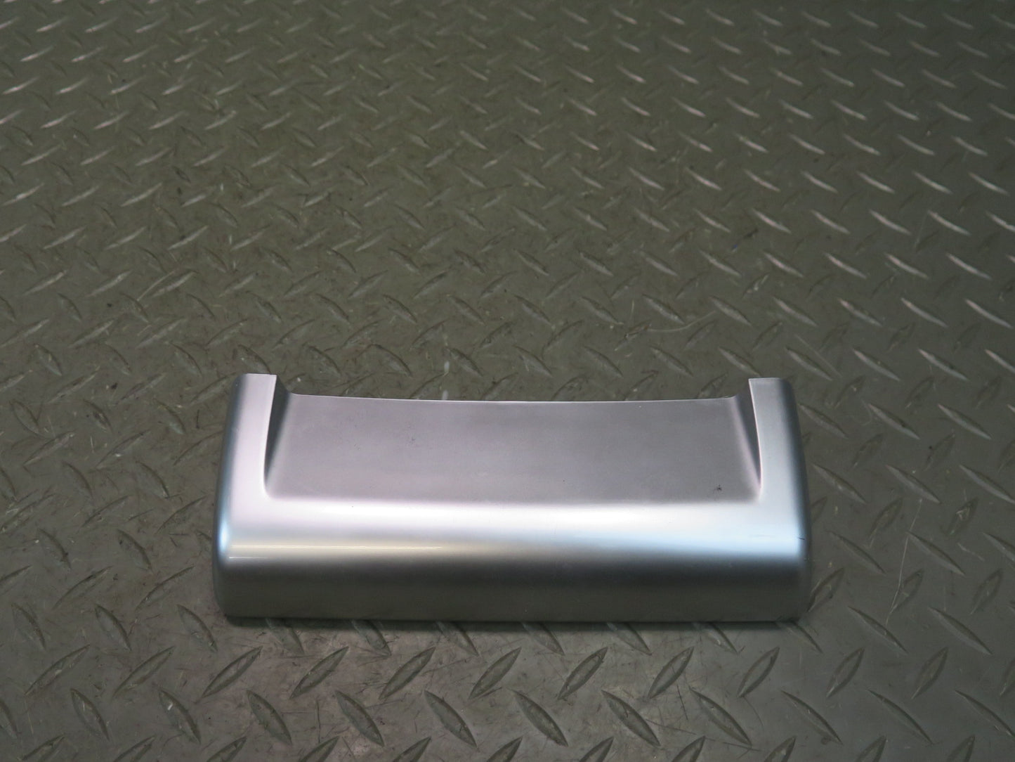 2012-2013 Range Rover Evoque L538 Rear Center Console Trim Cover Panel
