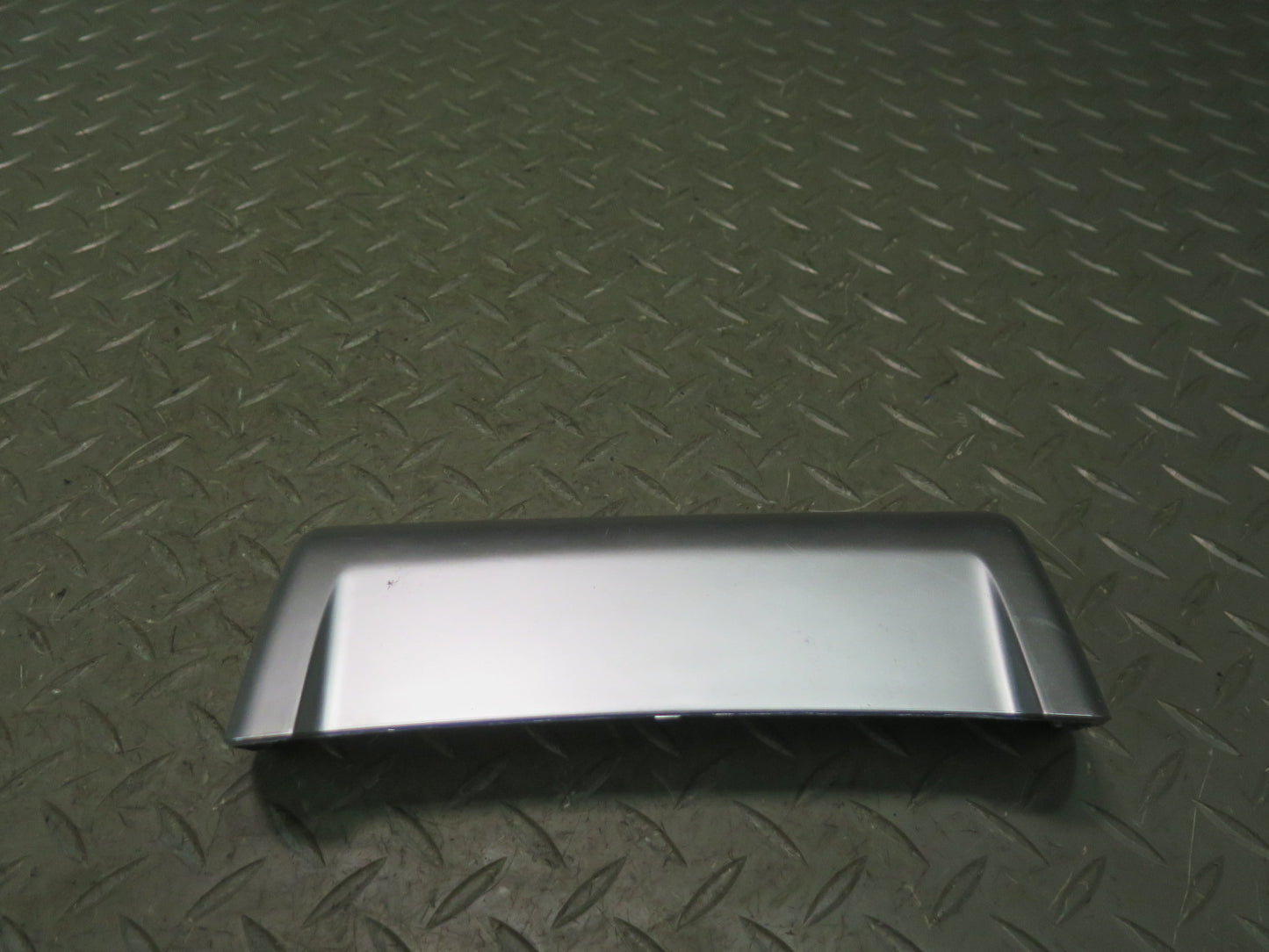 2012-2013 Range Rover Evoque L538 Rear Center Console Trim Cover Panel