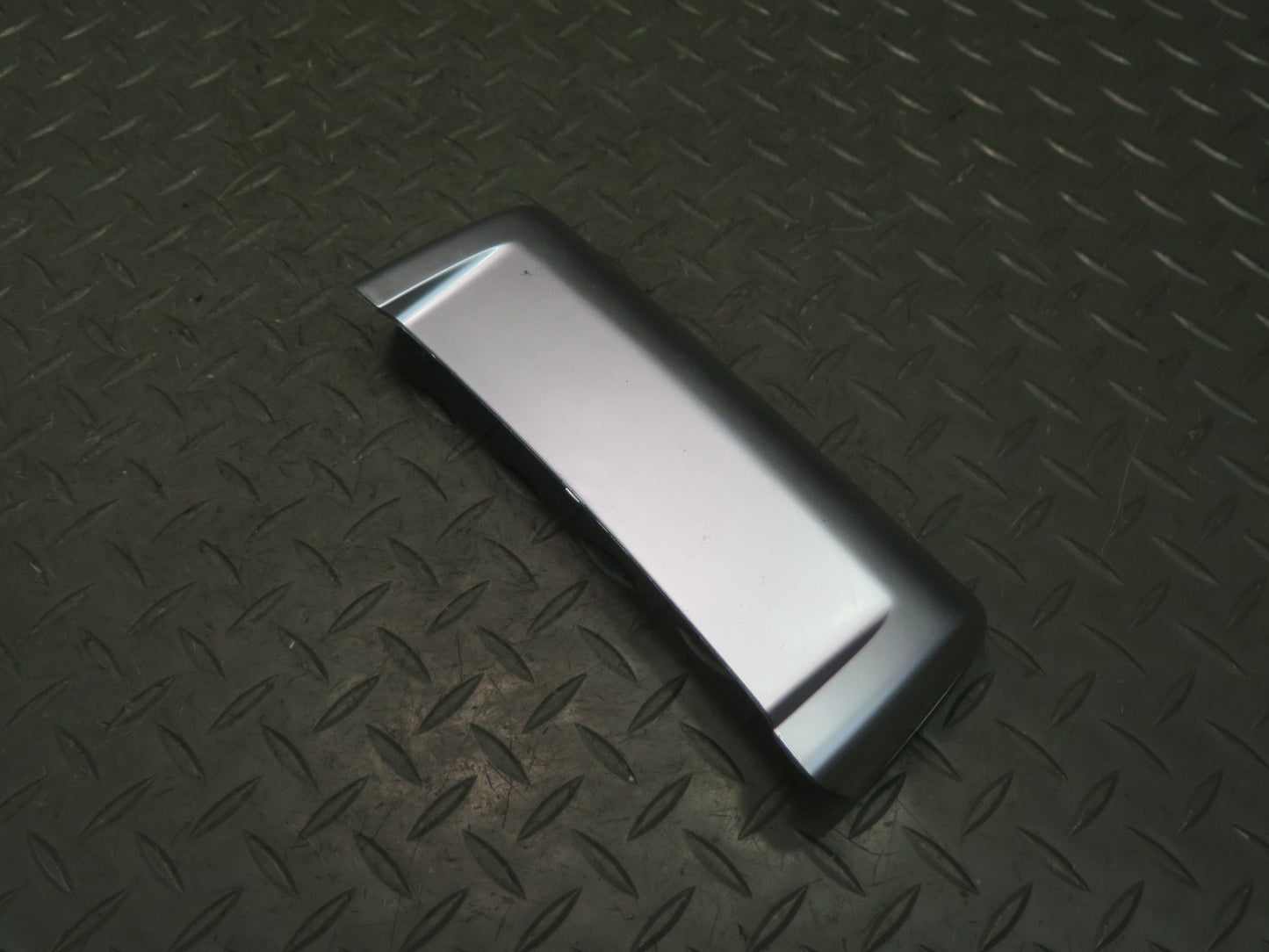 2012-2013 Range Rover Evoque L538 Rear Center Console Trim Cover Panel