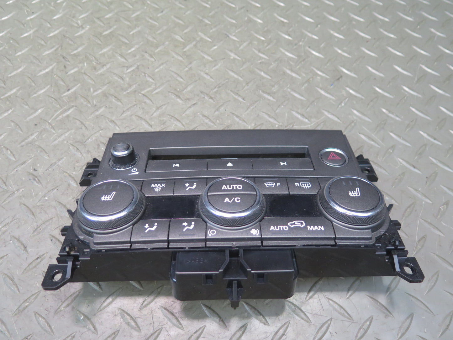 2012-2013 Range Rover Evoque L538 A/C Heater Climate Control Switch Panel