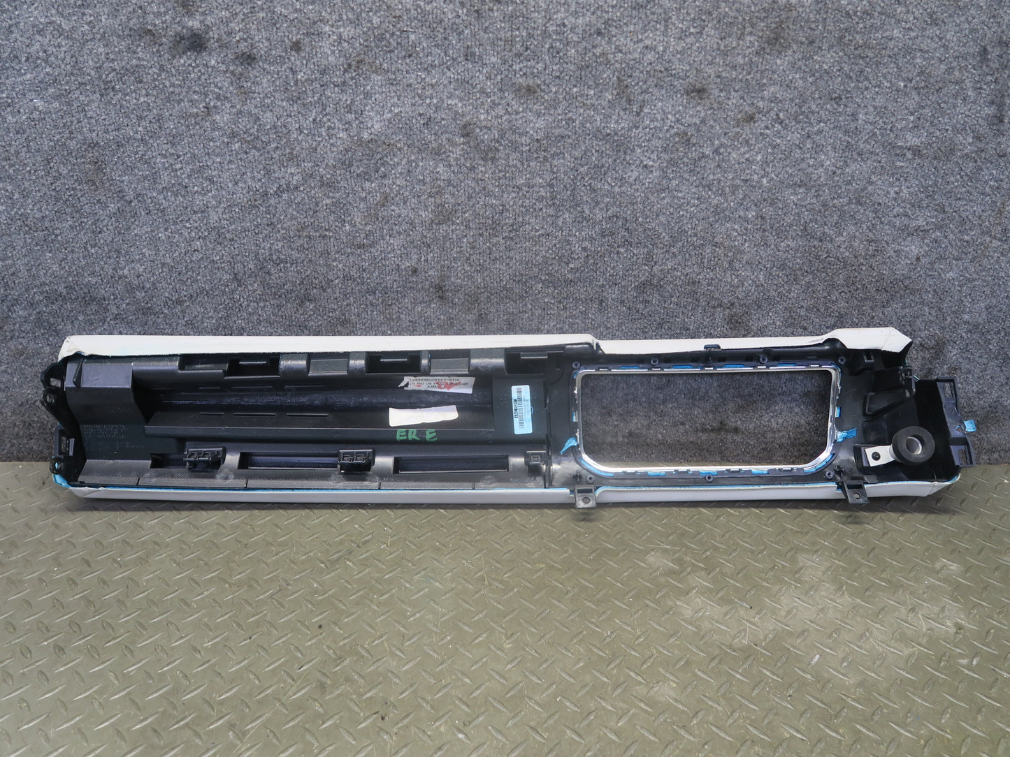 2012-2019 Range Rover Evoque L538 Dash Center Right Trim Bezel Cover Panel
