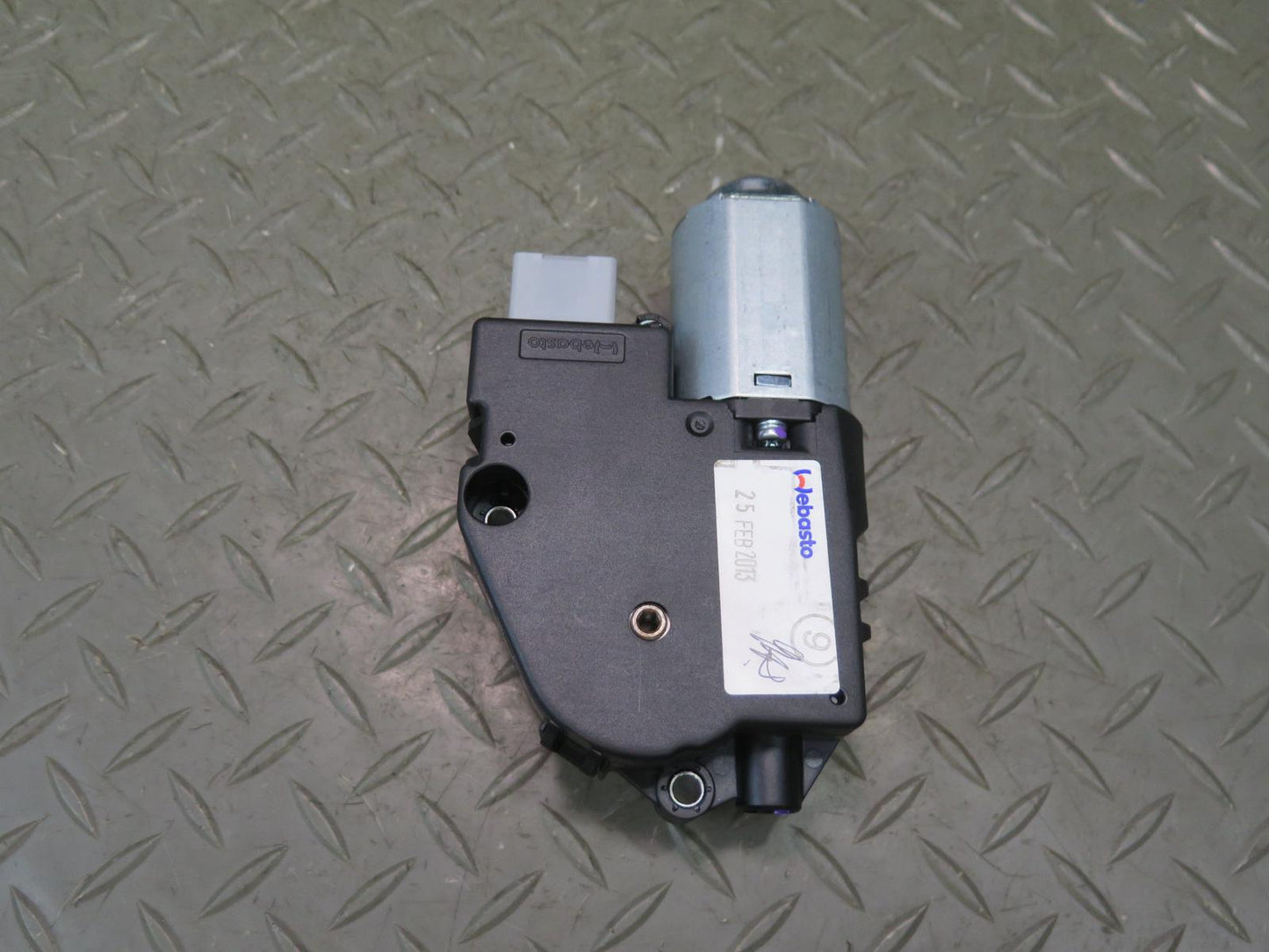 2012-2015 Range Rover Evoque L538 Sunroof Motor Drive Unit